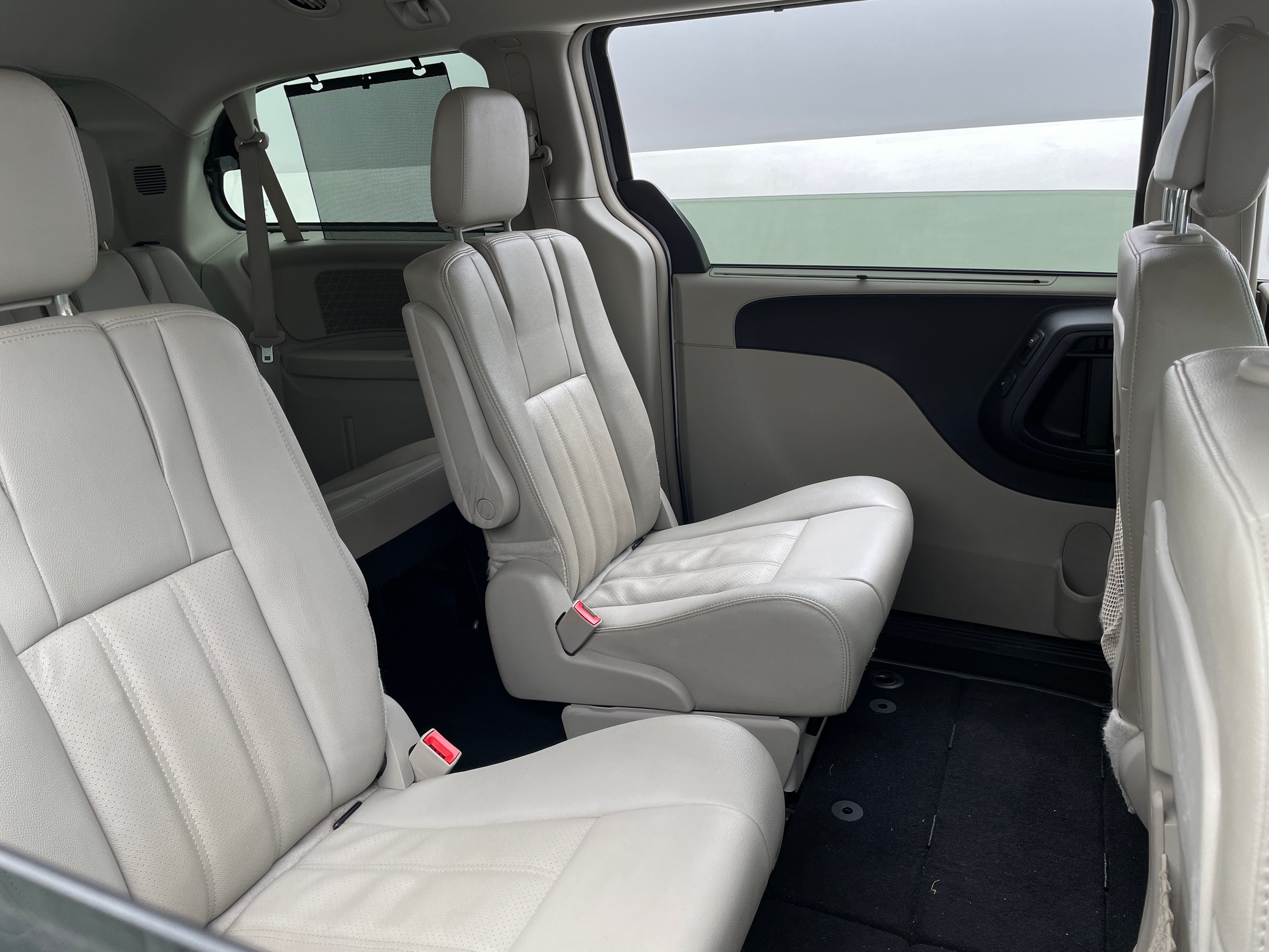 2014 Chrysler Town & Country Touring 5