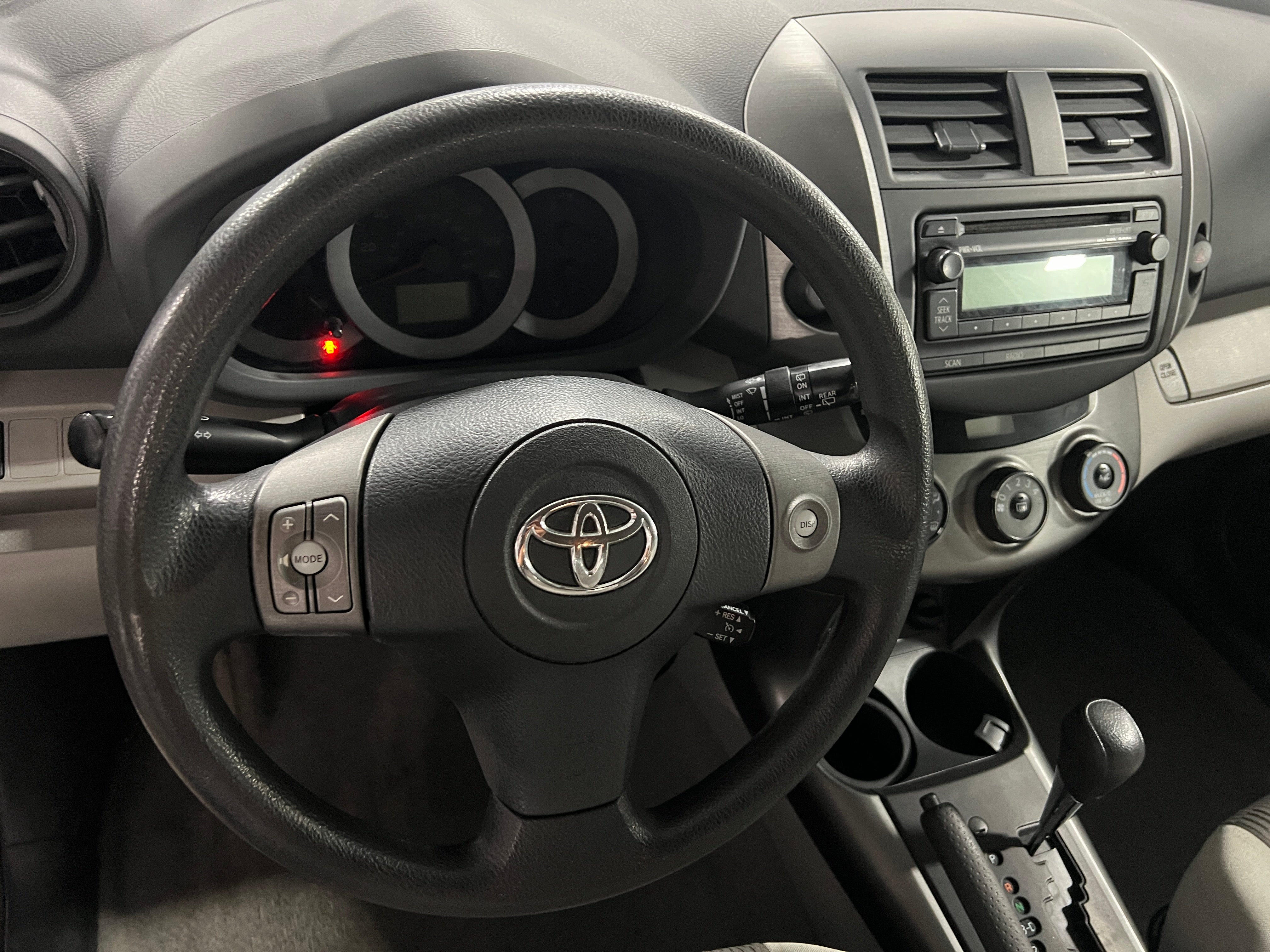 2012 Toyota RAV4 Base 5