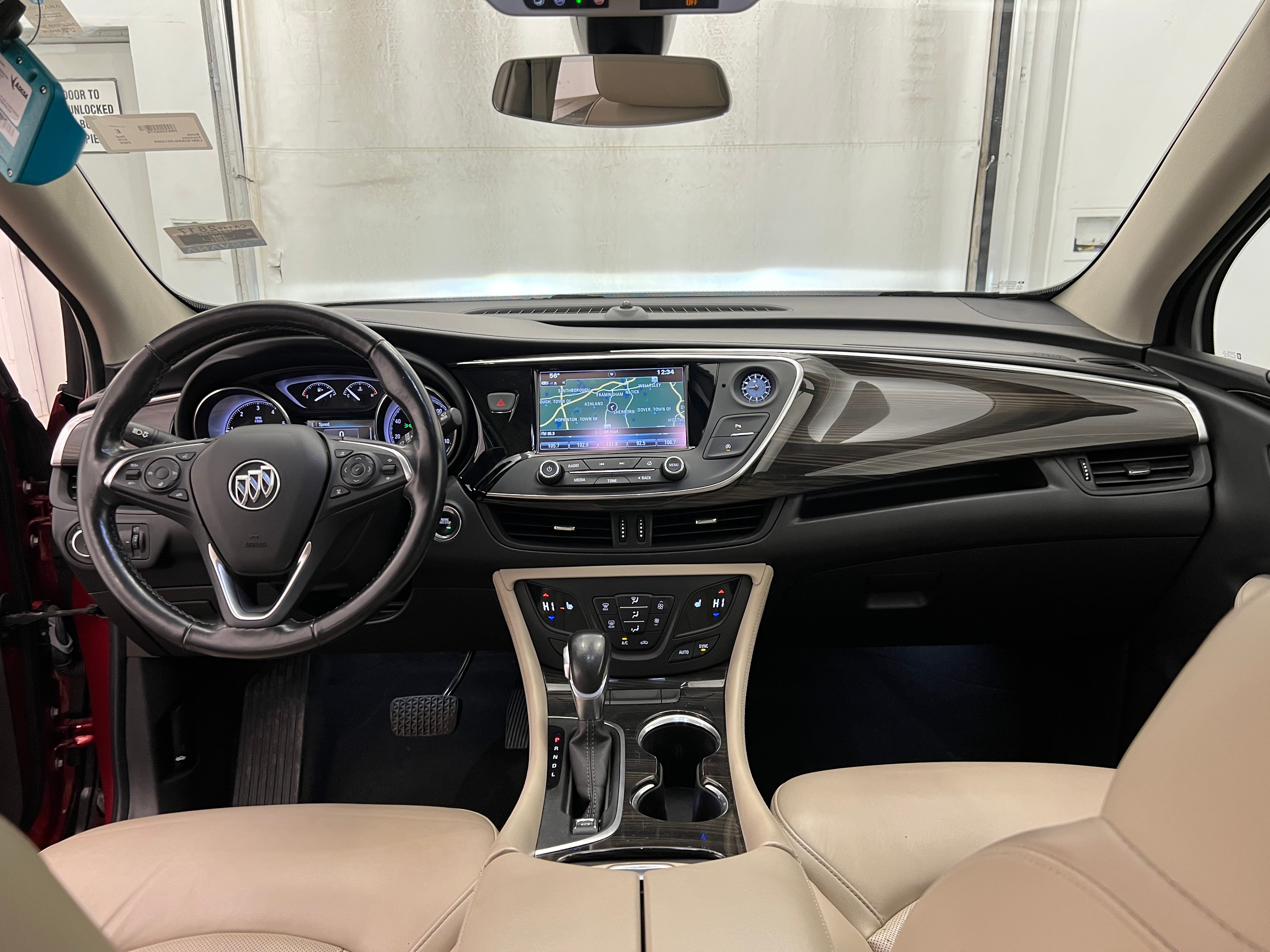 2020 Buick Envision Essence 2