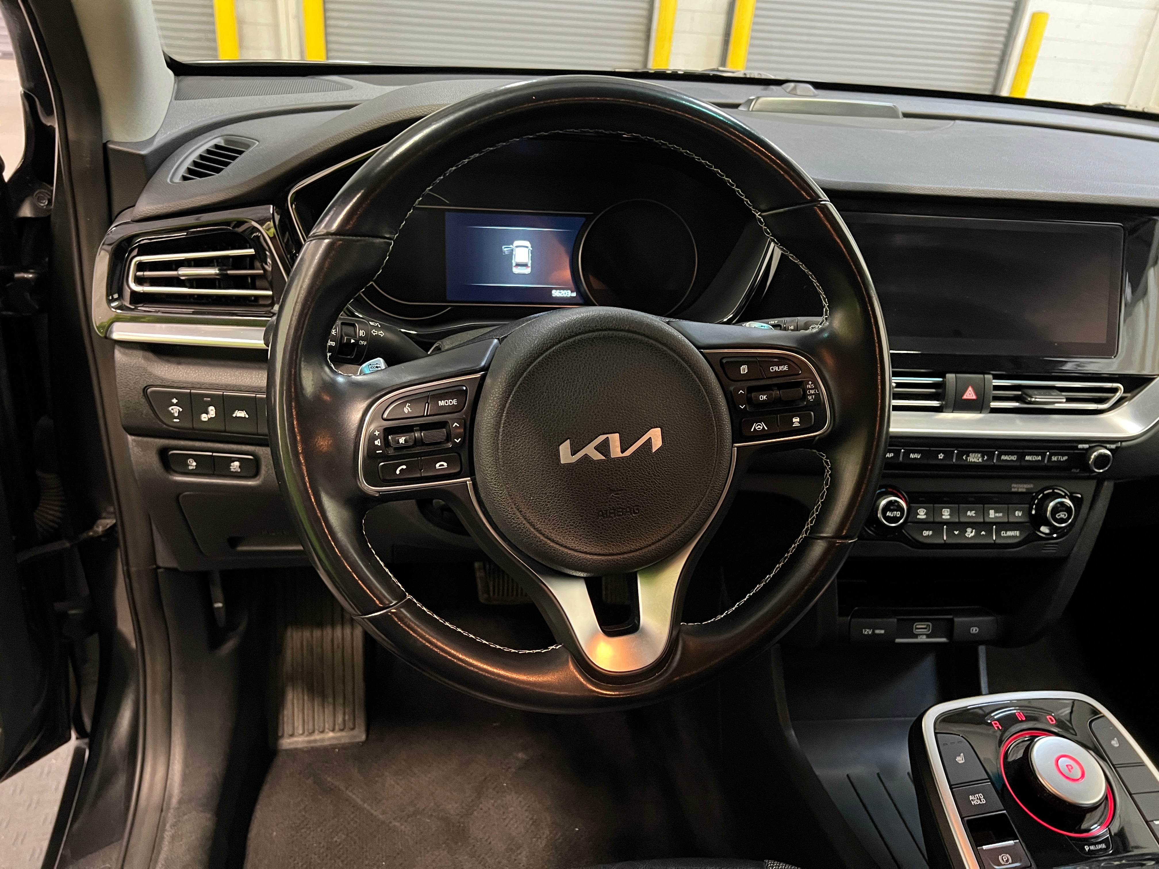 2022 Kia Niro EX 5