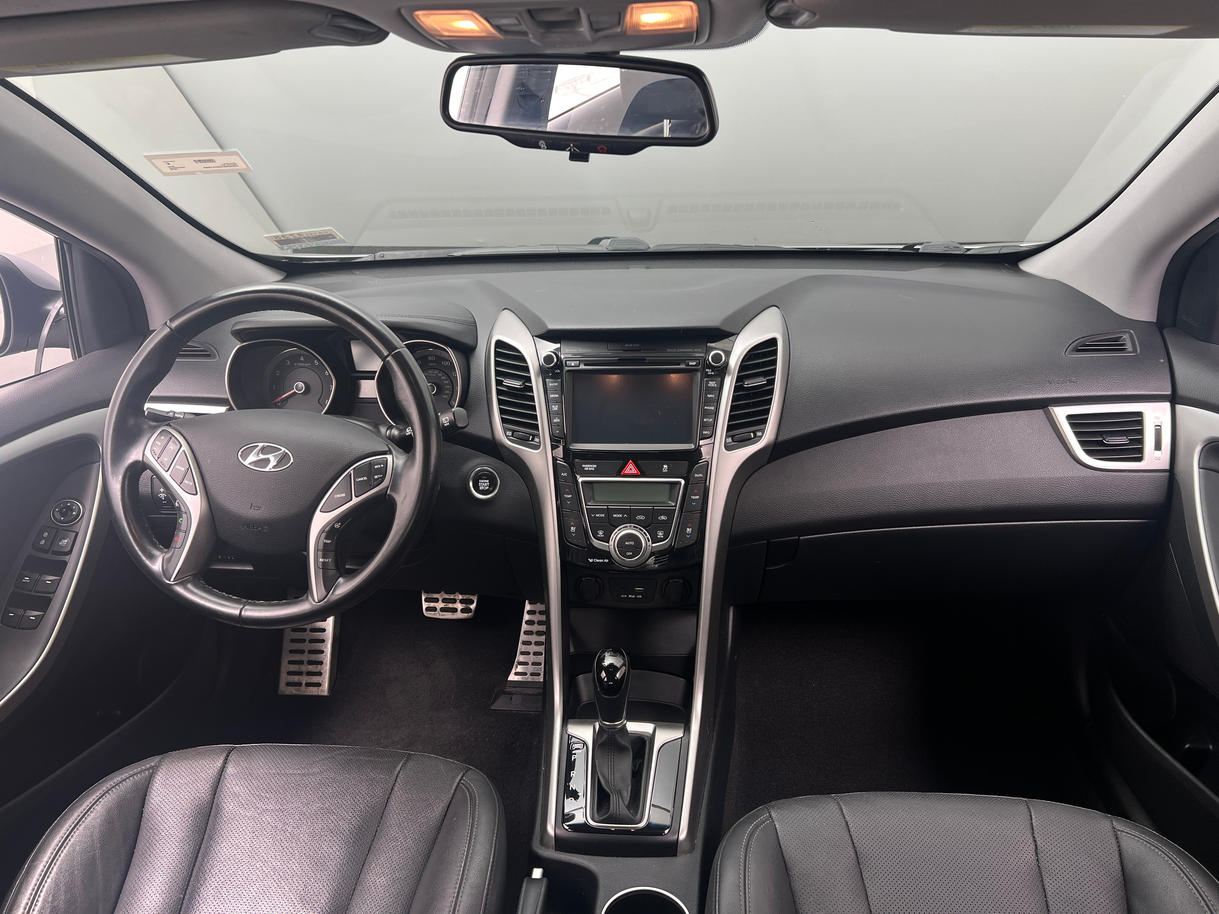 2016 Hyundai Elantra Base 2