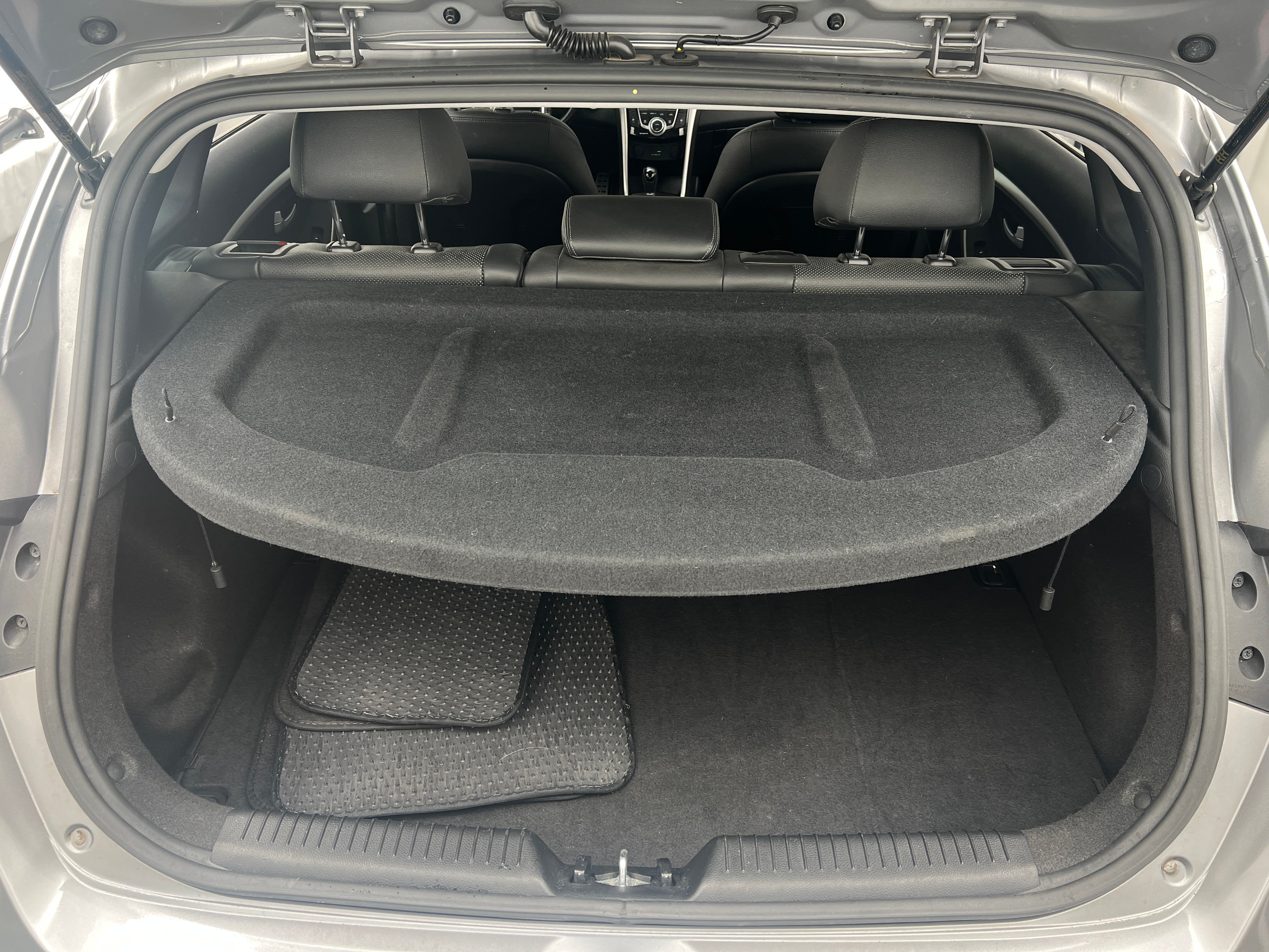 2016 Hyundai Elantra Base 6