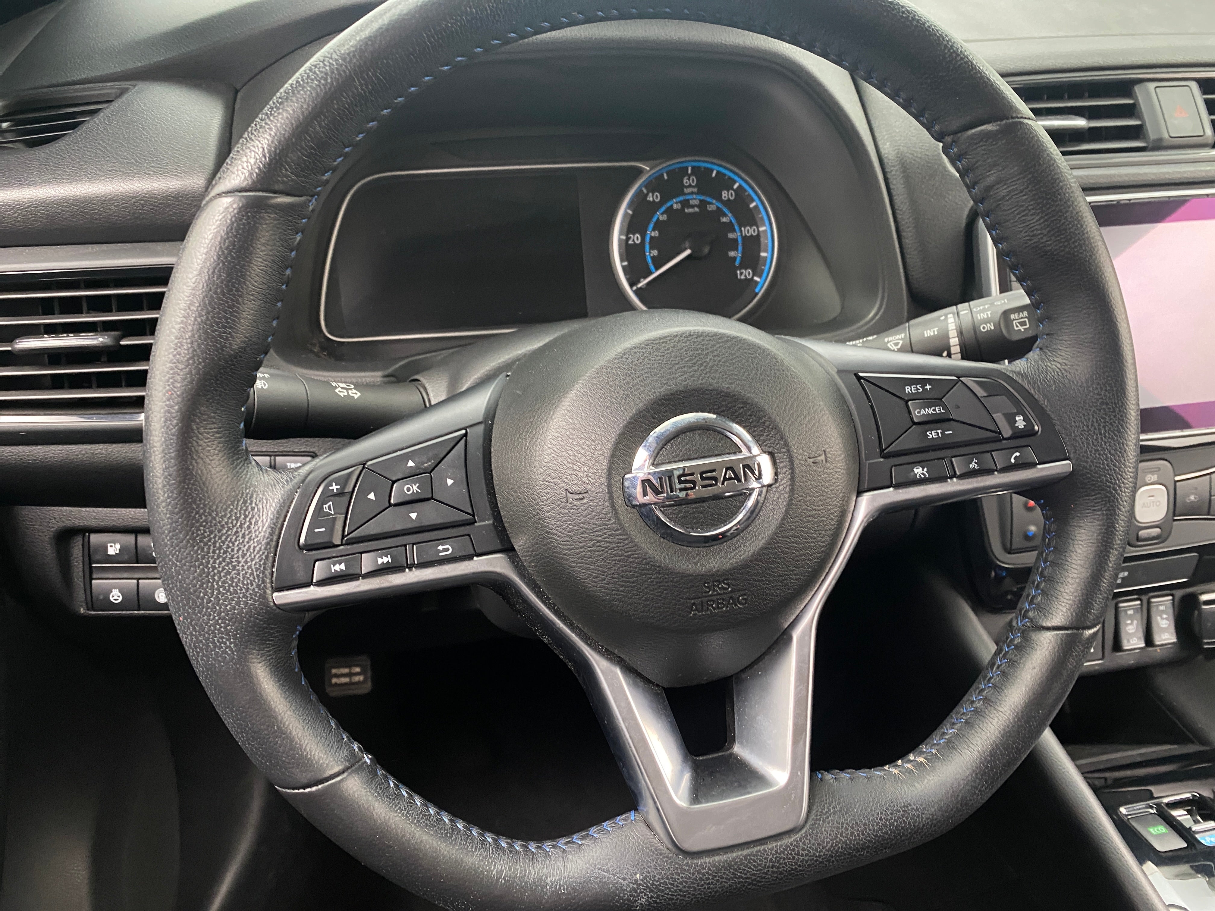 2021 Nissan Leaf SV 5