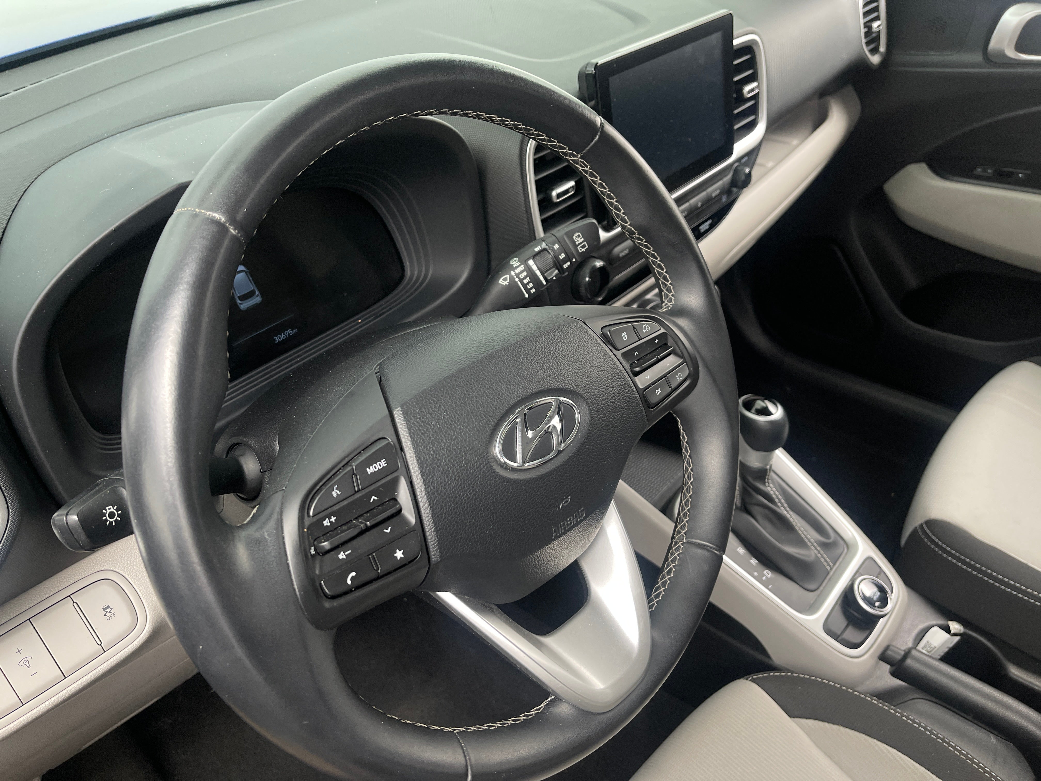 2023 Hyundai Venue SEL 5