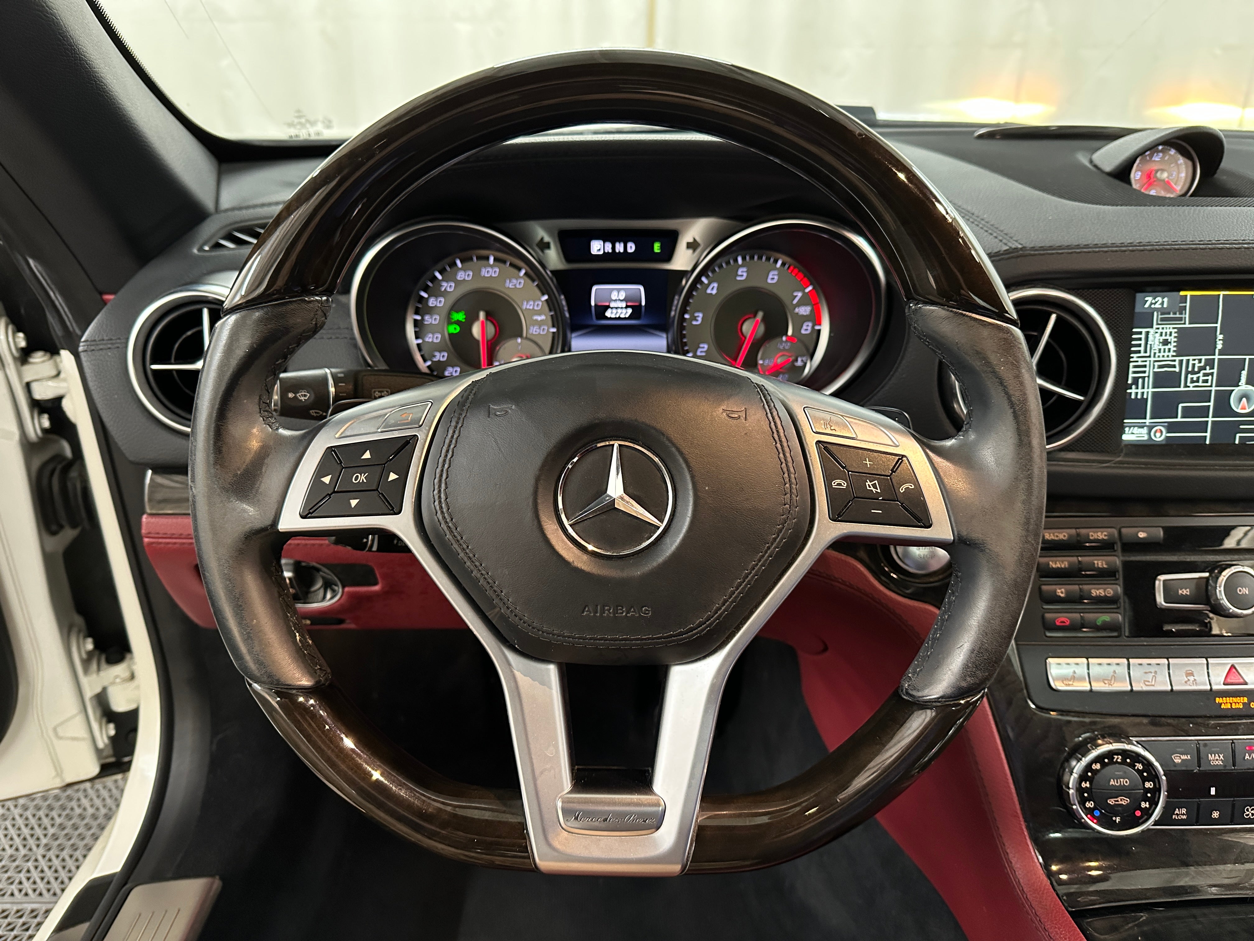 2014 Mercedes-Benz SL-Class SL 550 5