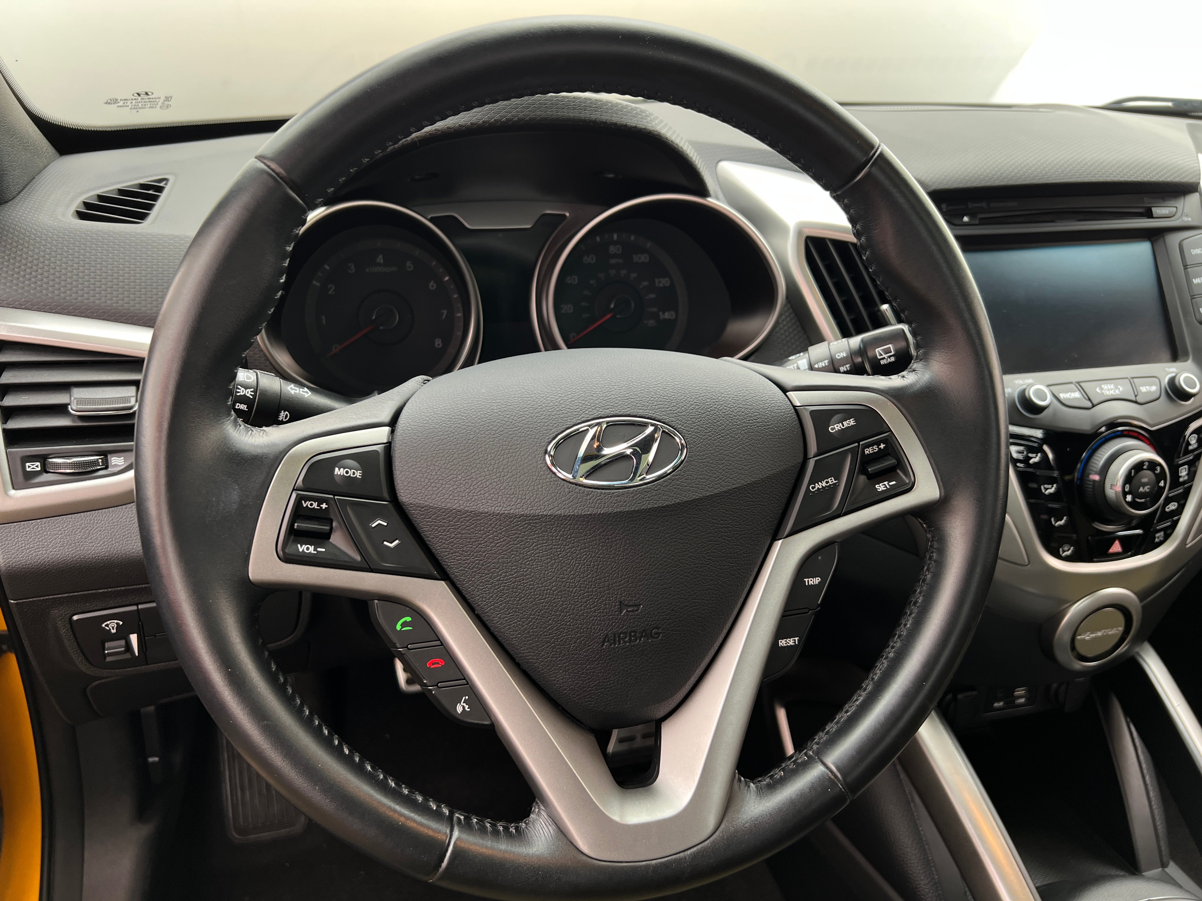 2016 Hyundai Veloster Base 4