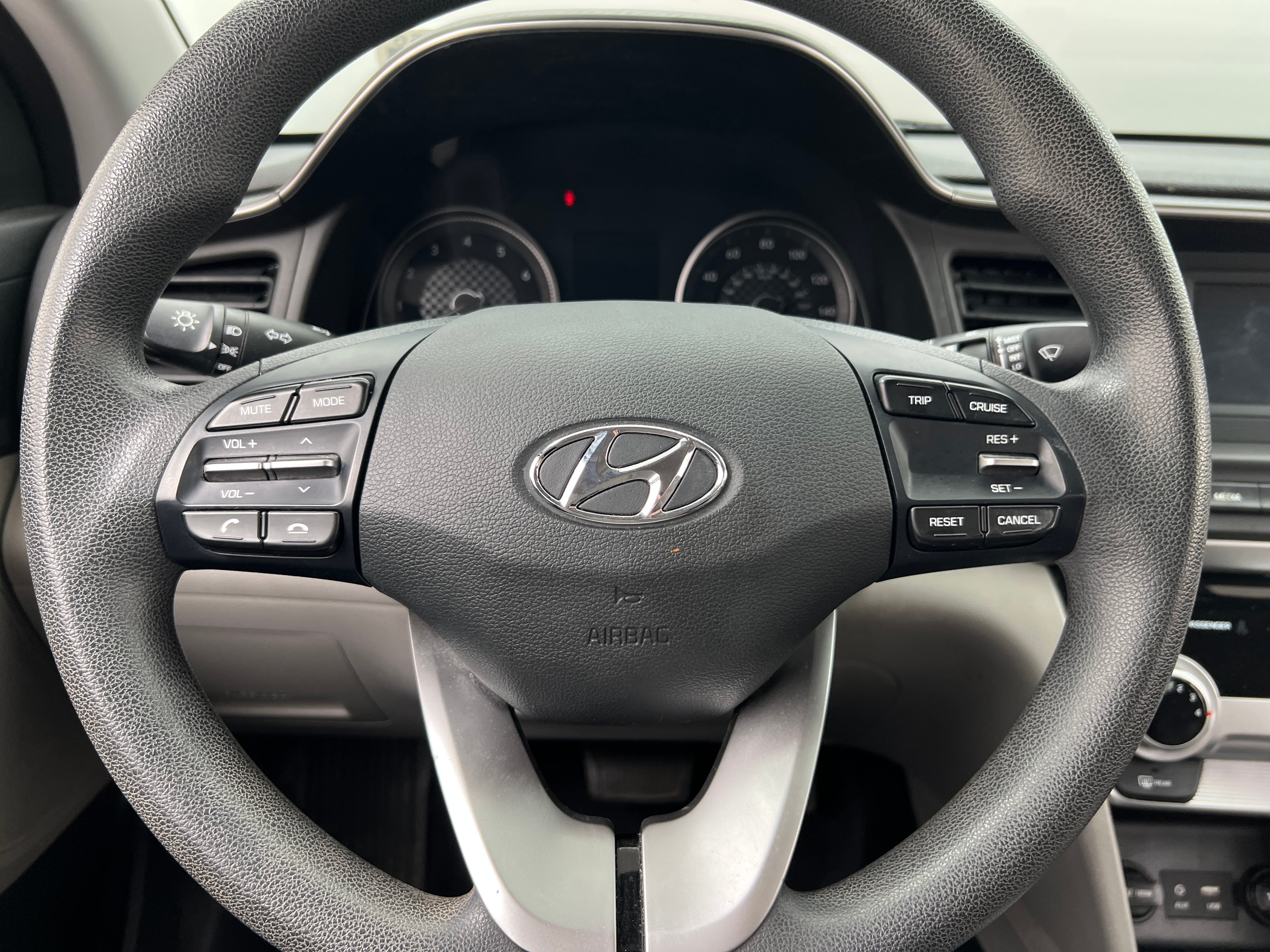 2019 Hyundai Elantra SE 5