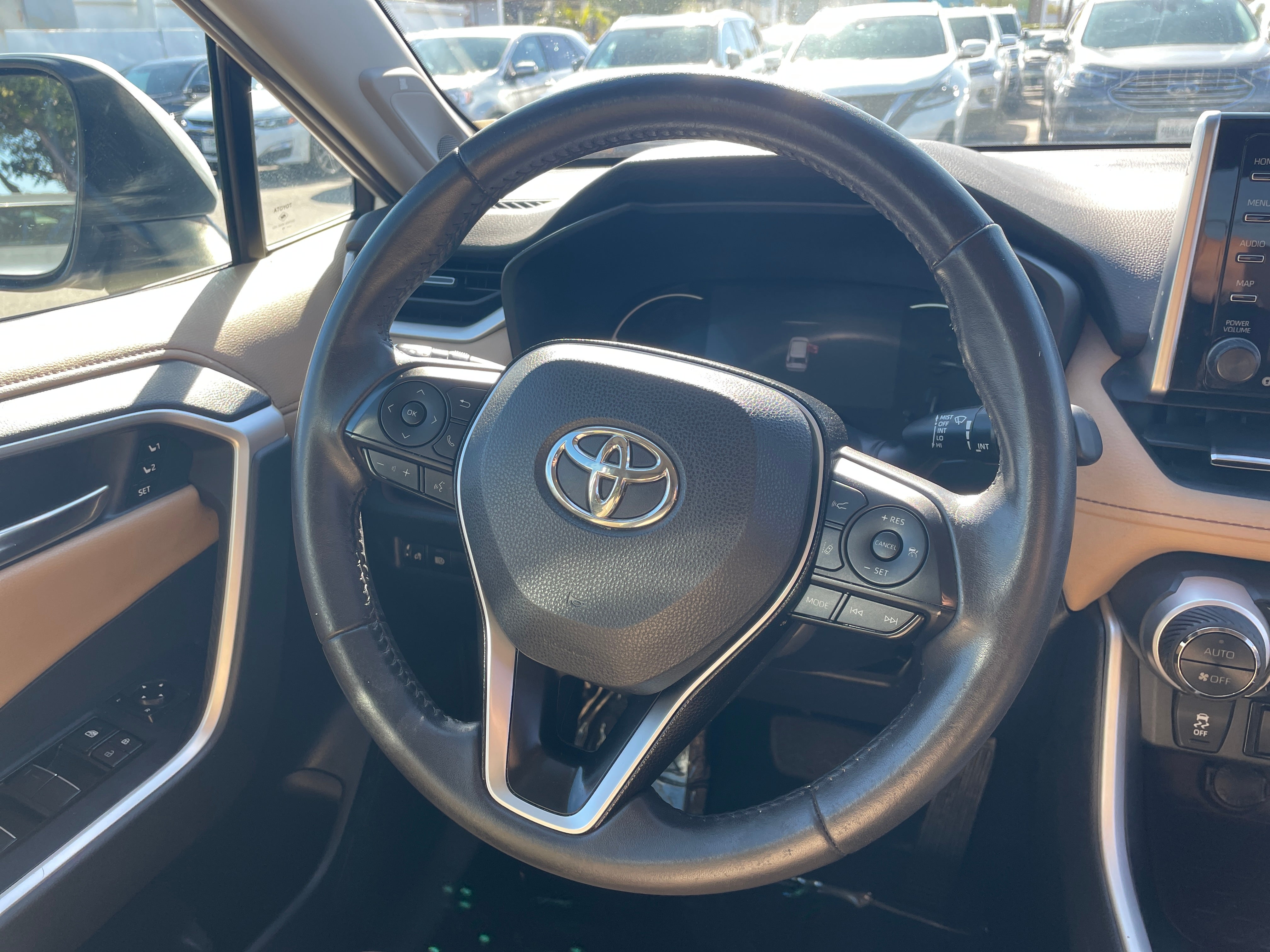 2019 Toyota RAV4 Limited 5