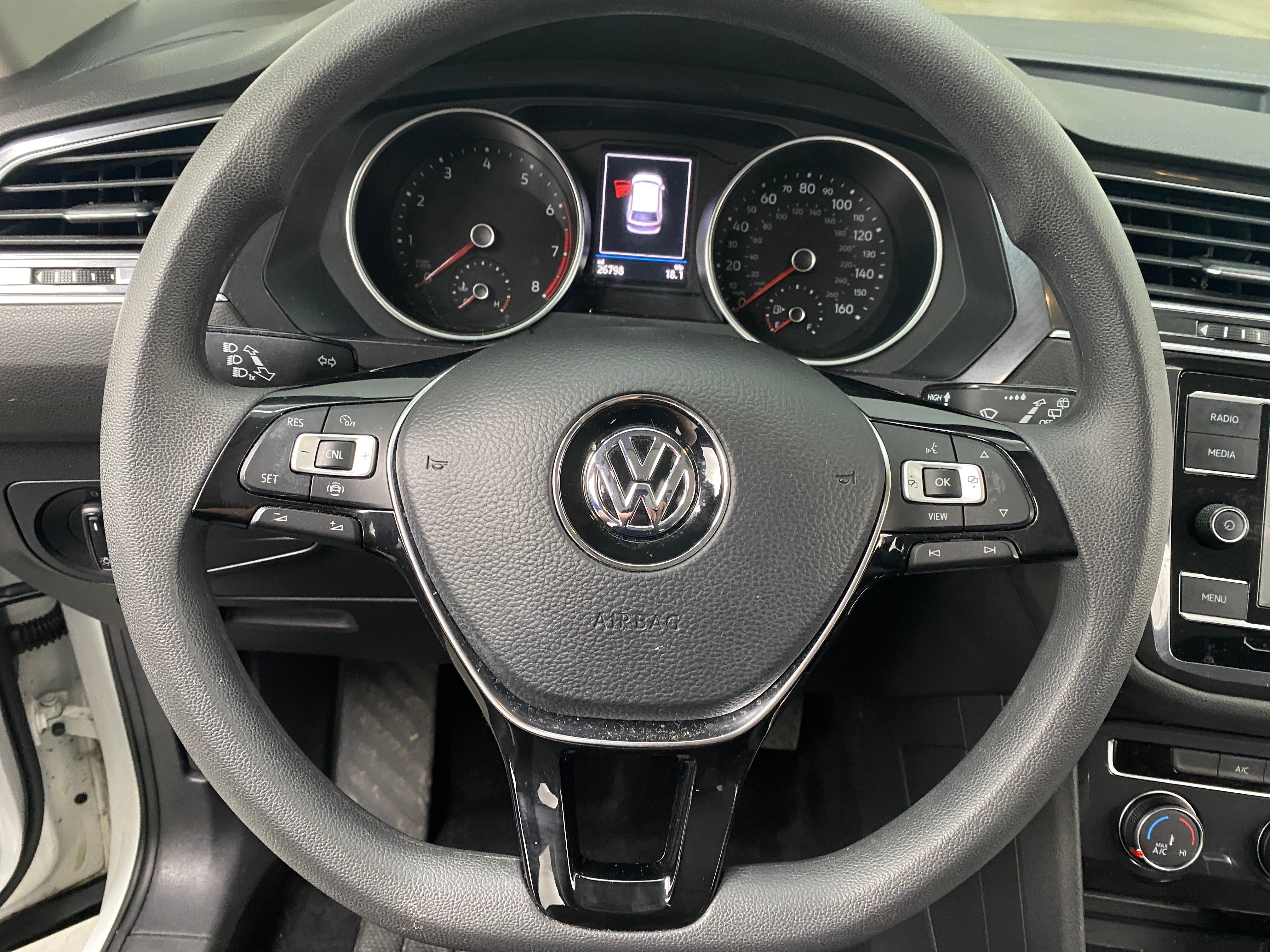 2021 Volkswagen Tiguan S 5