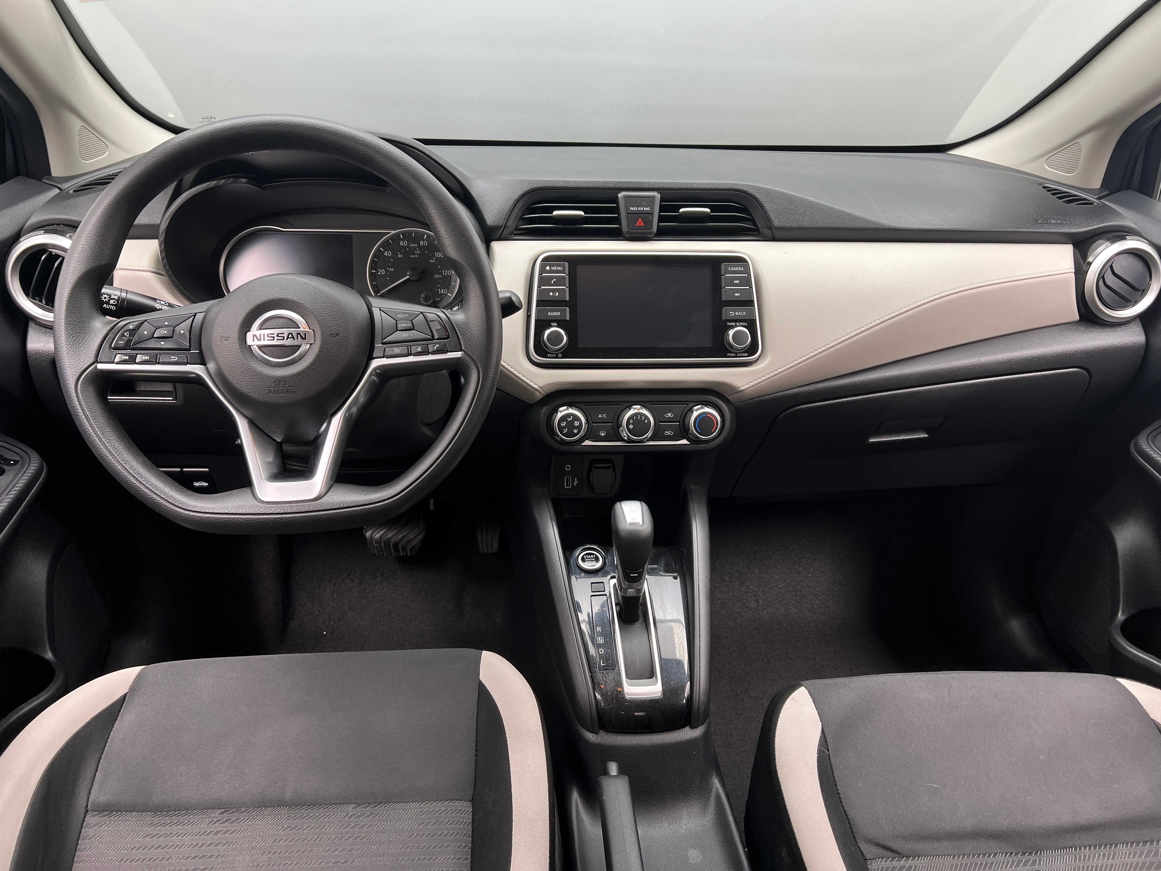 2021 Nissan Versa SV 3