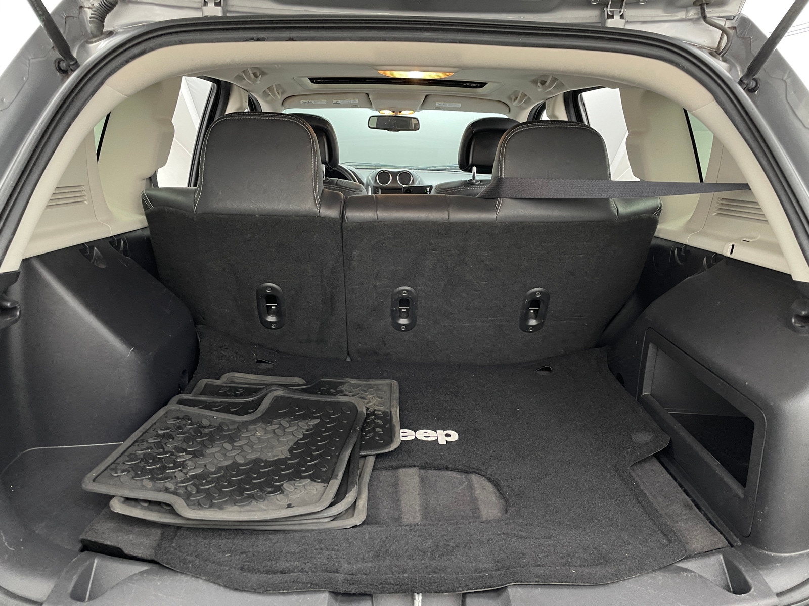 Thumbnail: 2015 Jeep Compass - 6