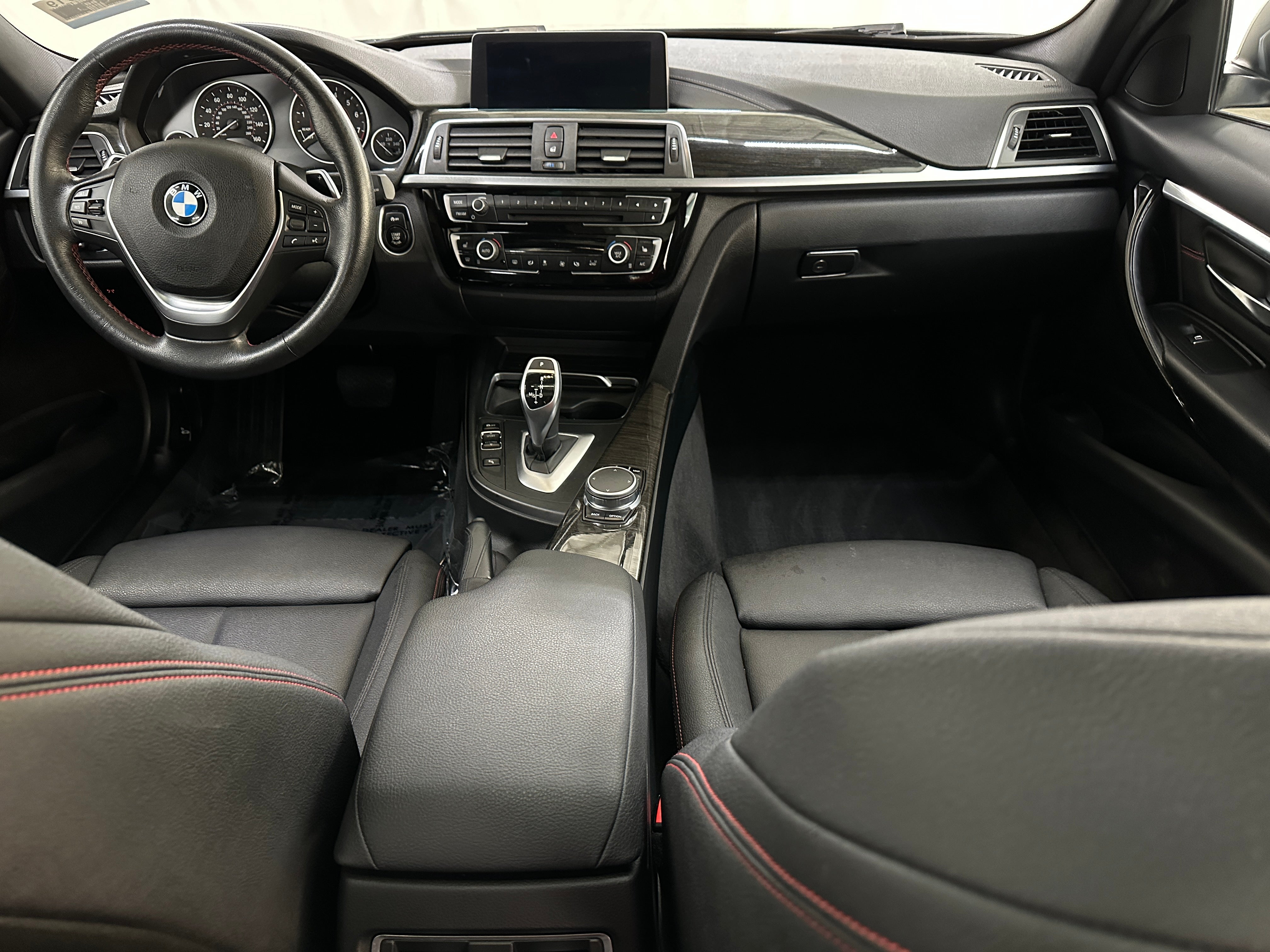 2018 BMW 3 Series 330i xDrive 3