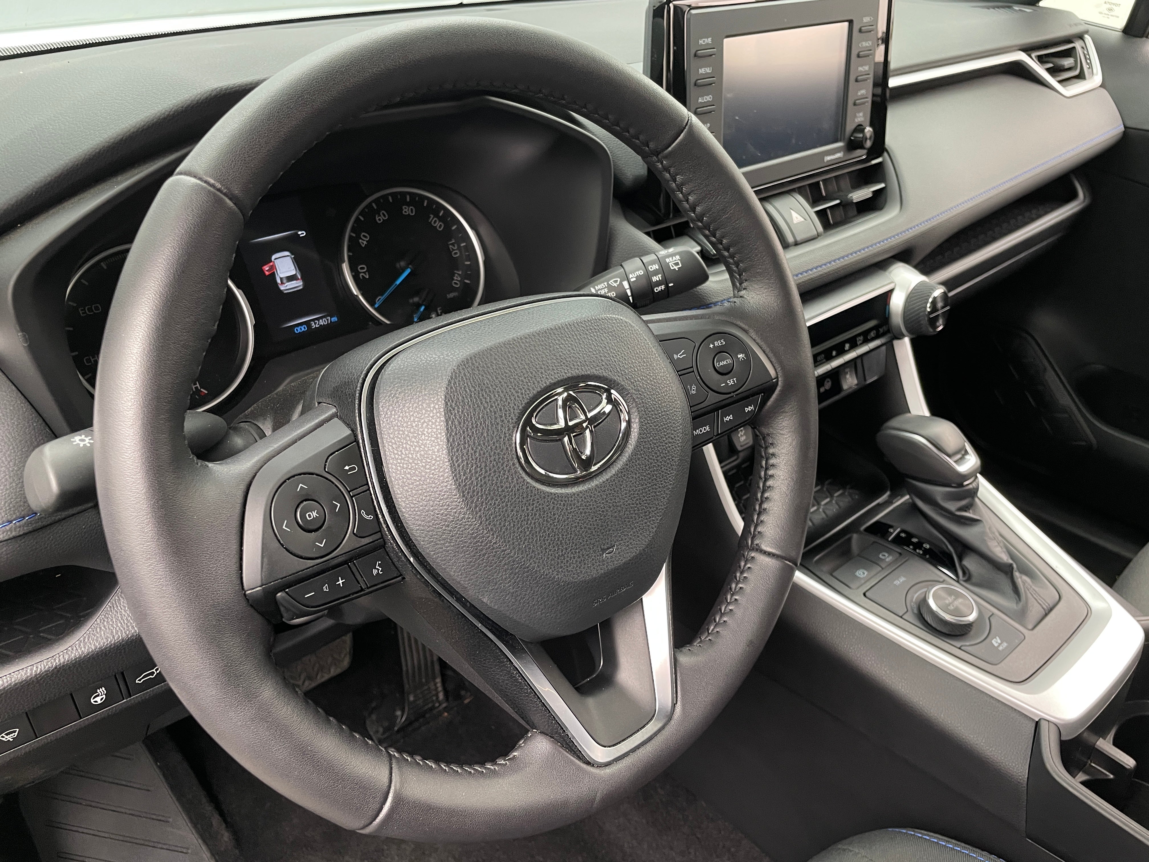 2022 Toyota RAV4 SE 5