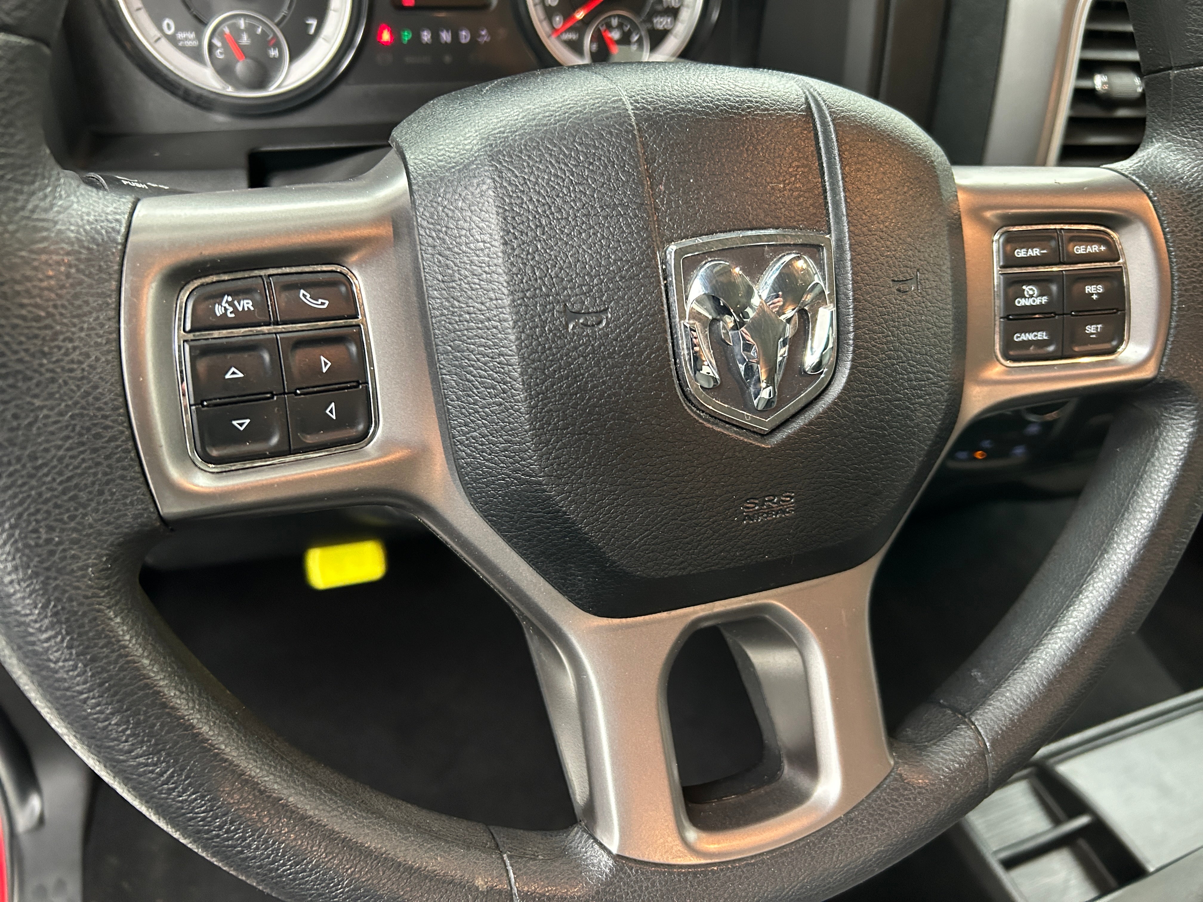 2022 RAM 1500 Classic SLT 5