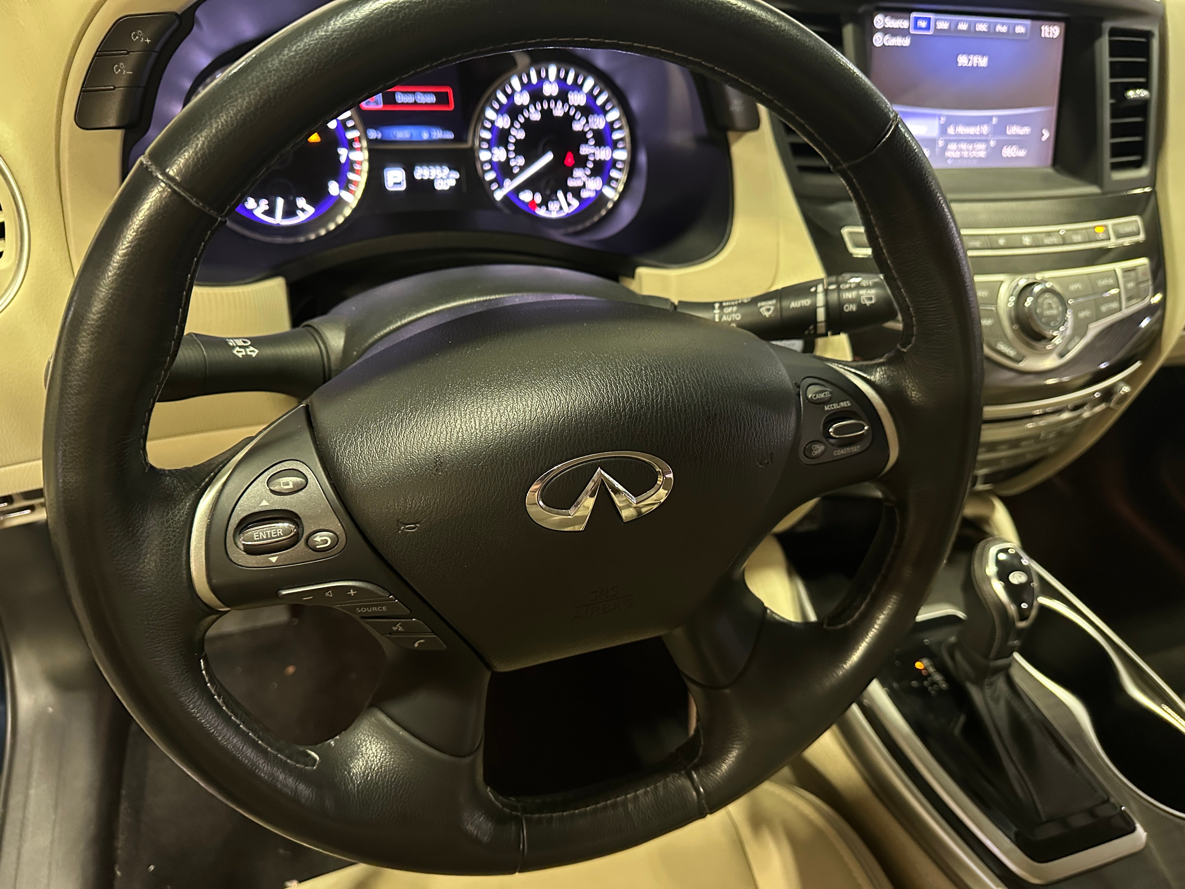 2019 INFINITI QX60 Luxe 5