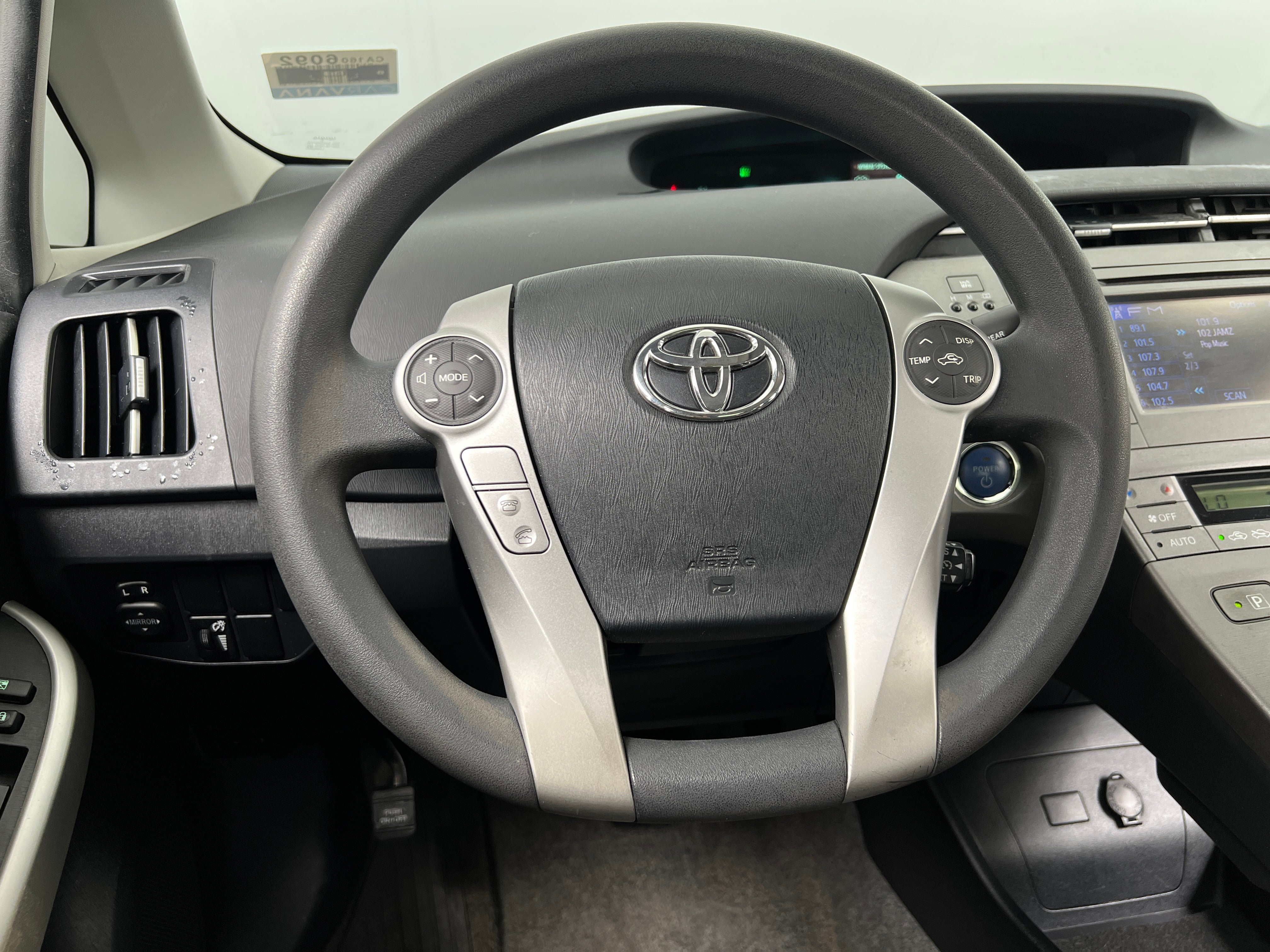 2015 Toyota Prius Two 5