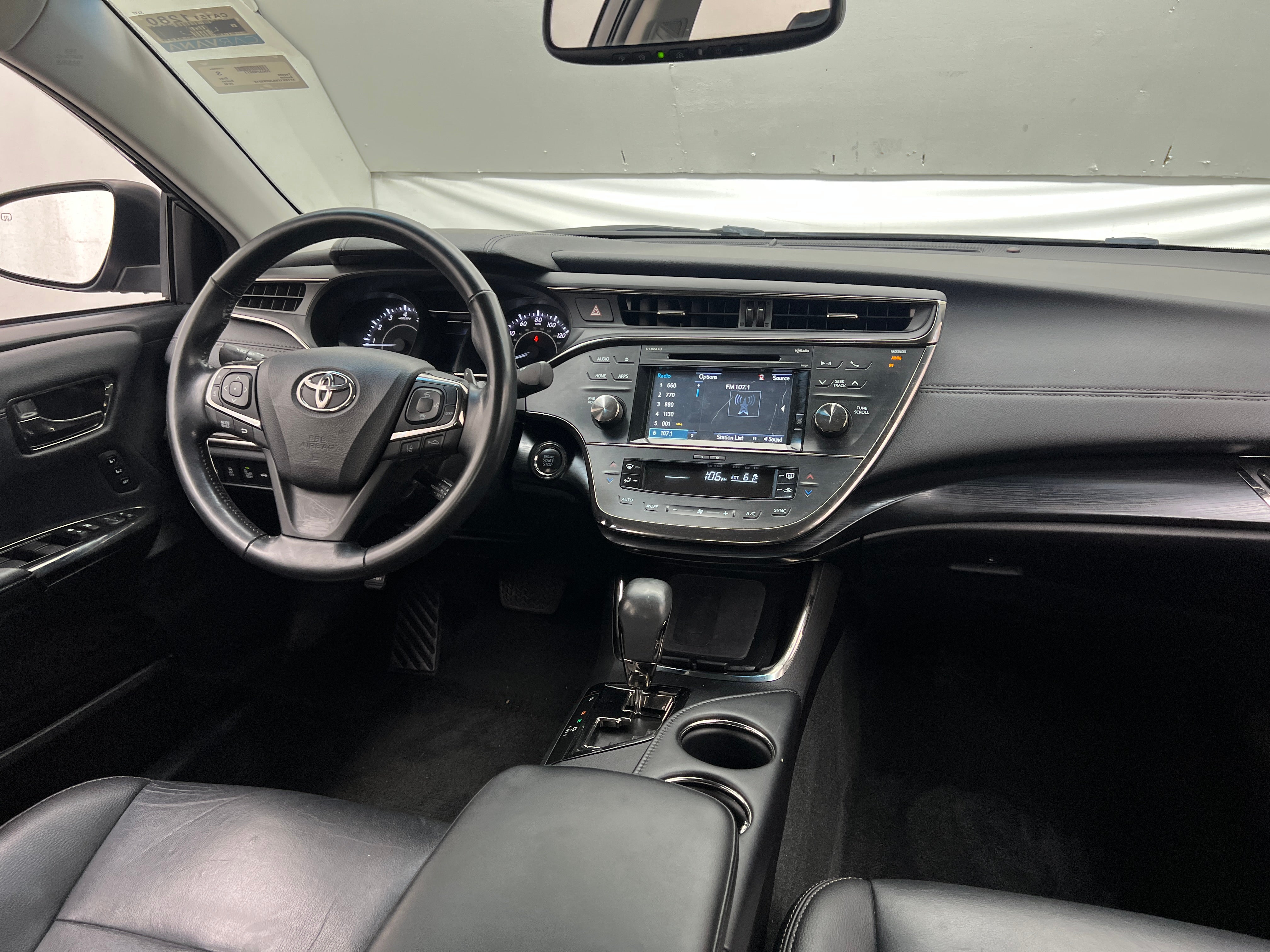 2018 Toyota Avalon Touring 2