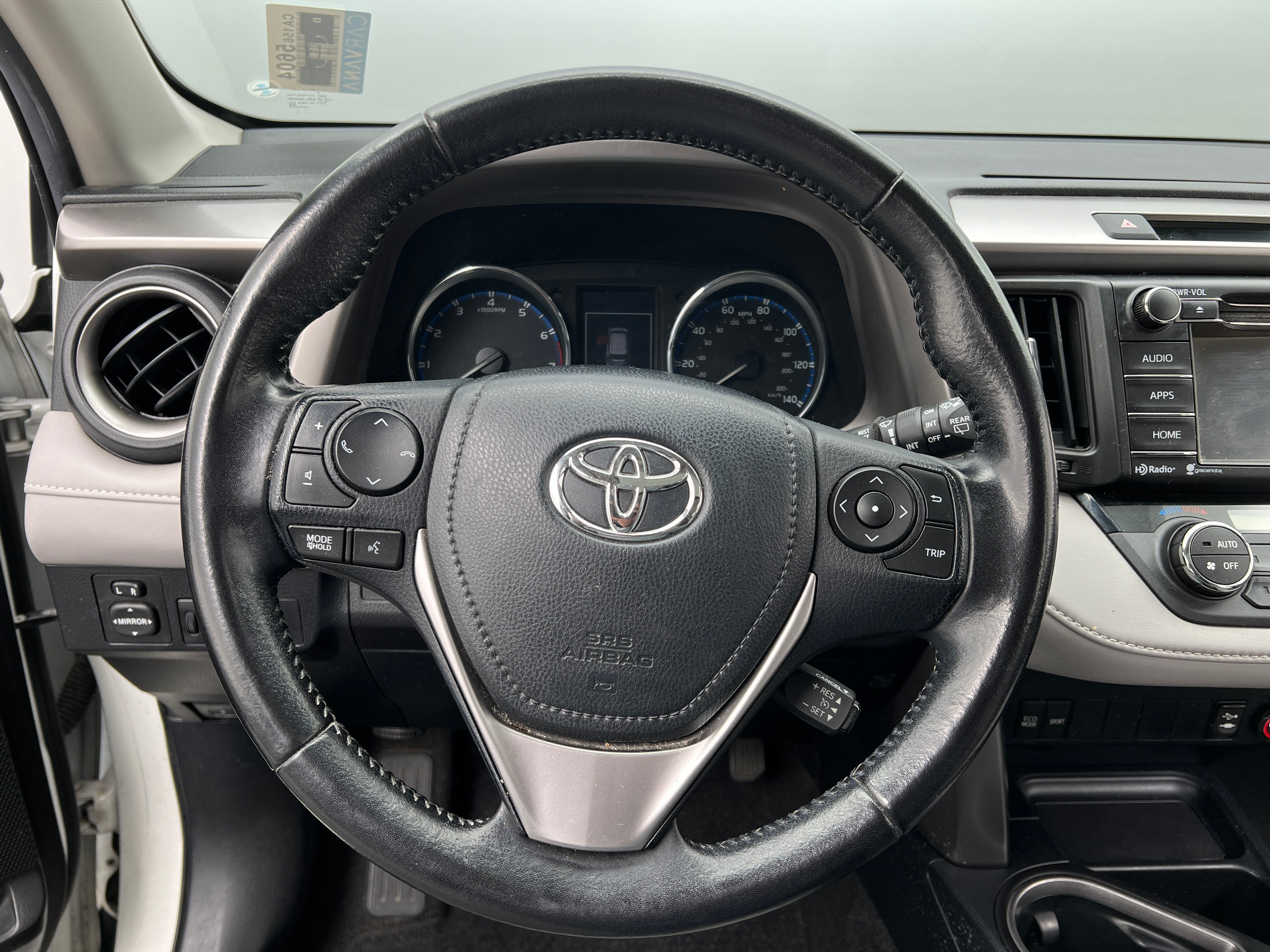 2016 Toyota RAV4 XLE 5