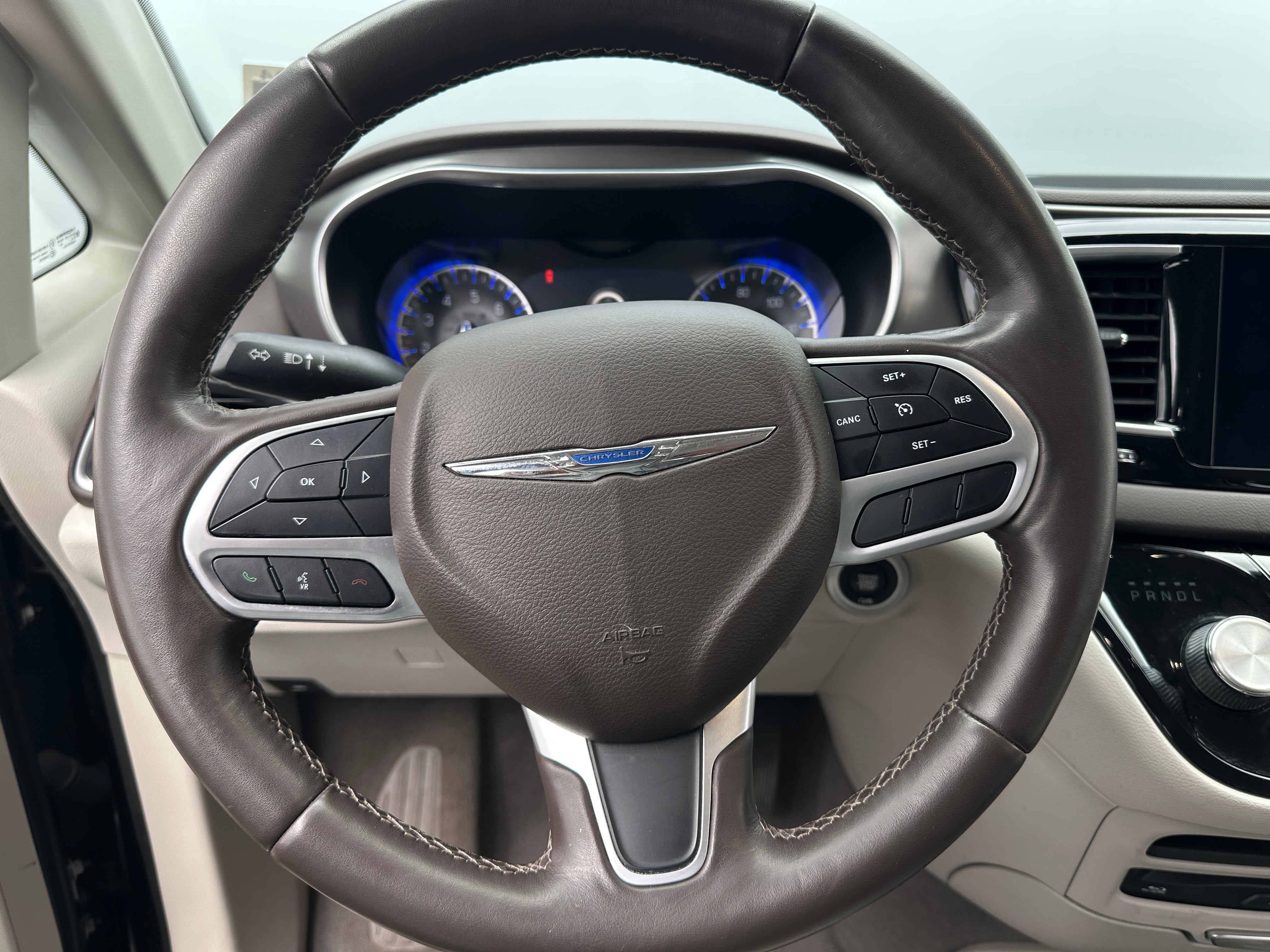 2018 Chrysler Pacifica  4