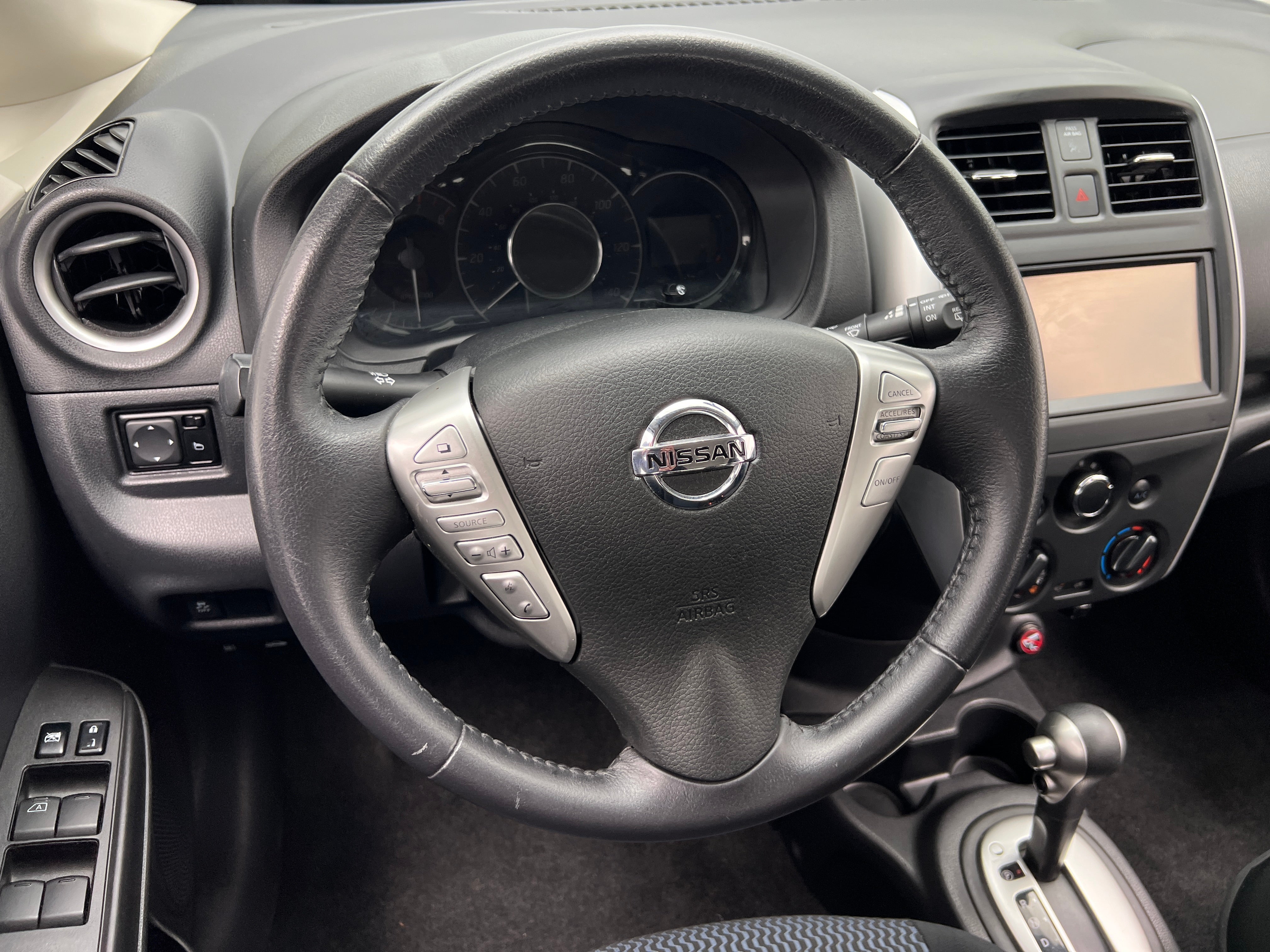 2019 Nissan Versa Note SV 5