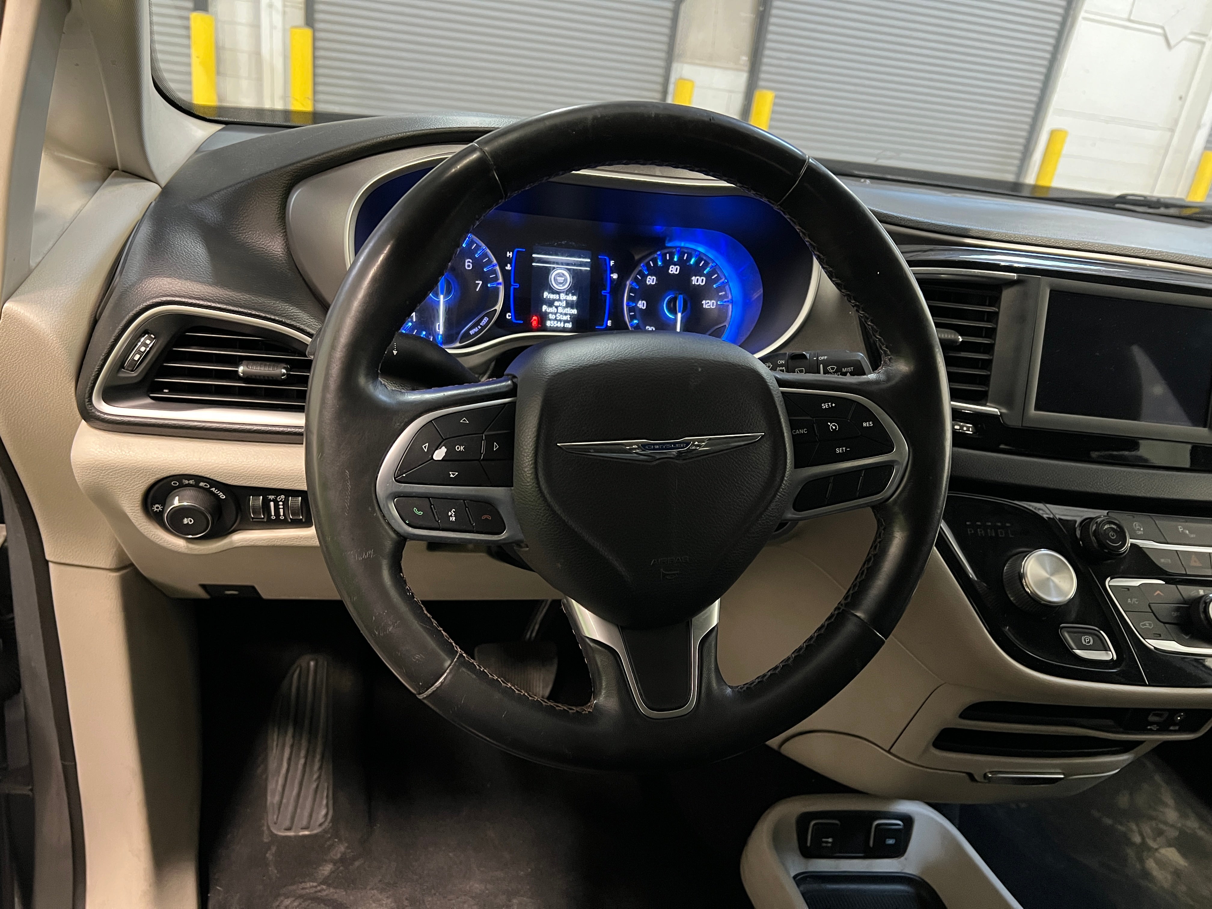 2020 Chrysler Pacifica Touring L 5