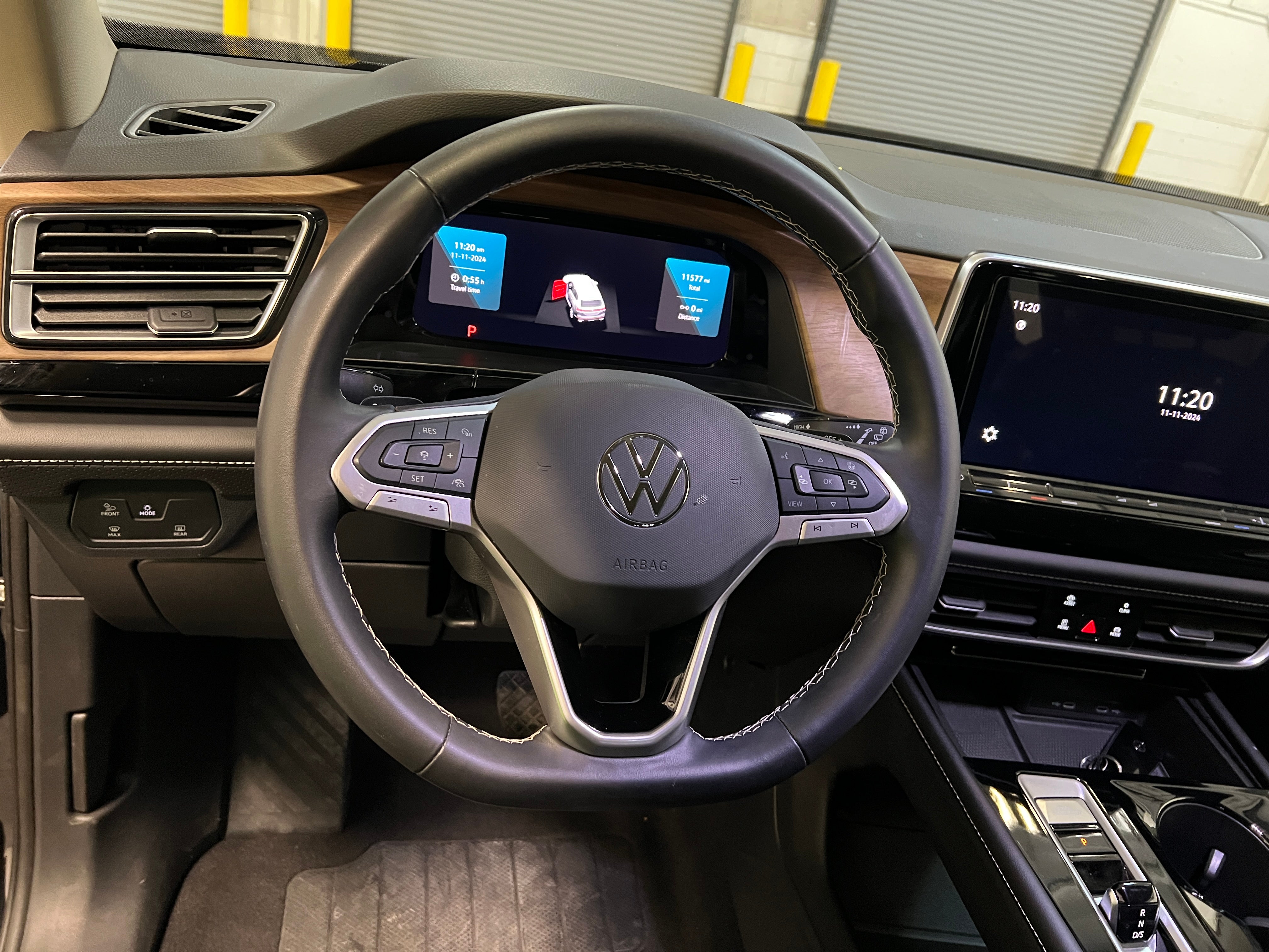 2024 Volkswagen Atlas SE 5