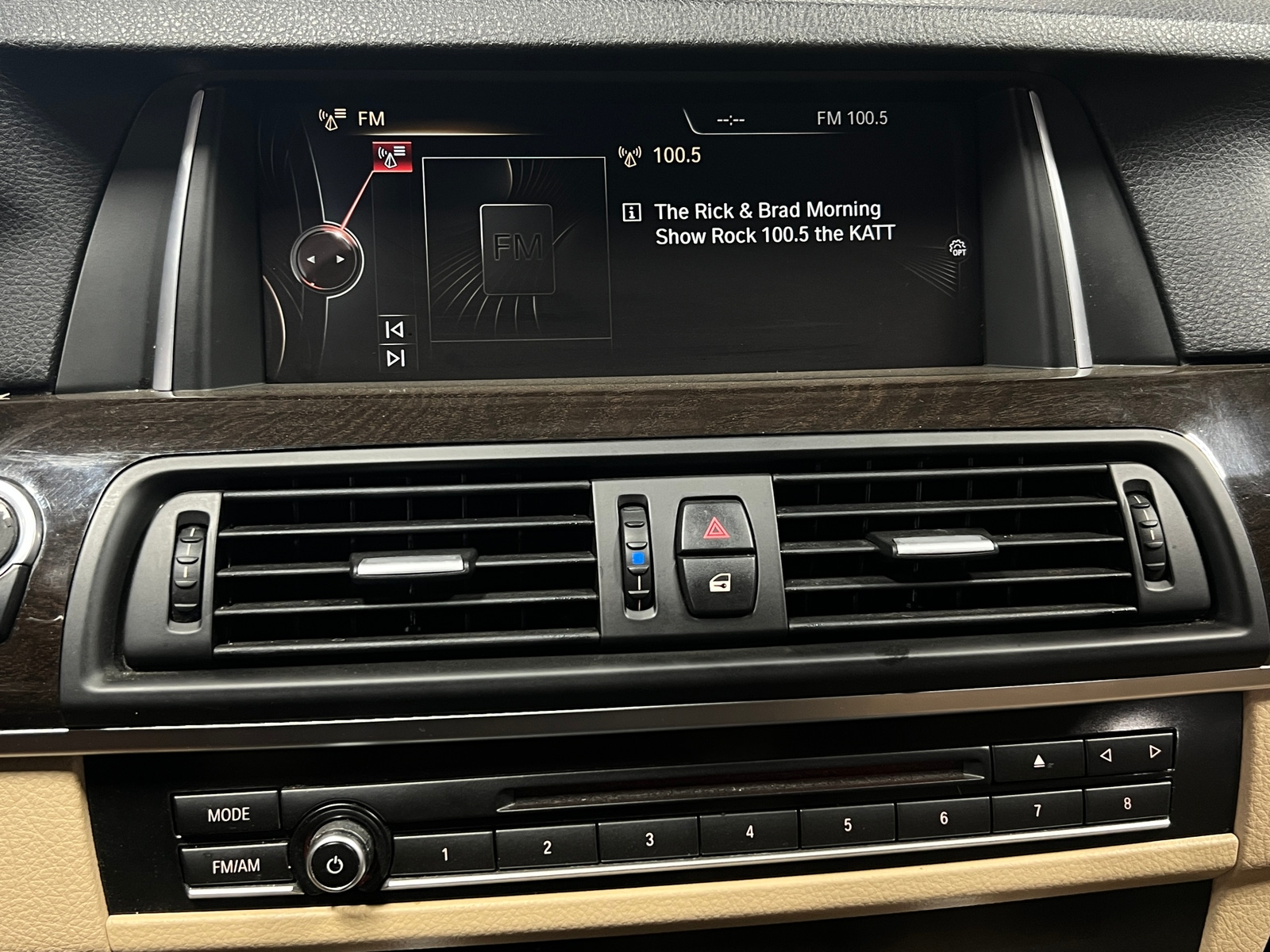 Thumbnail: 2016 BMW 5 Series - 3