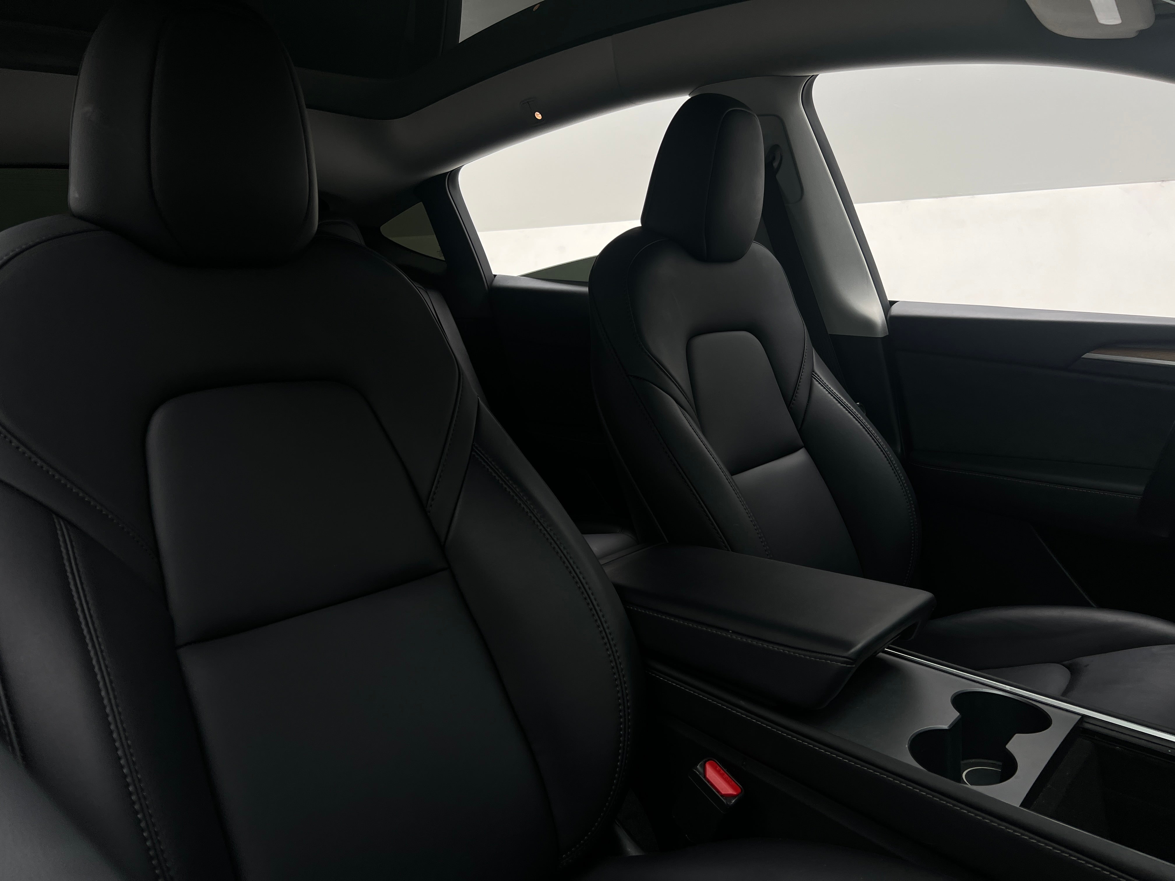 2023 Tesla Model Y Standard Range 2