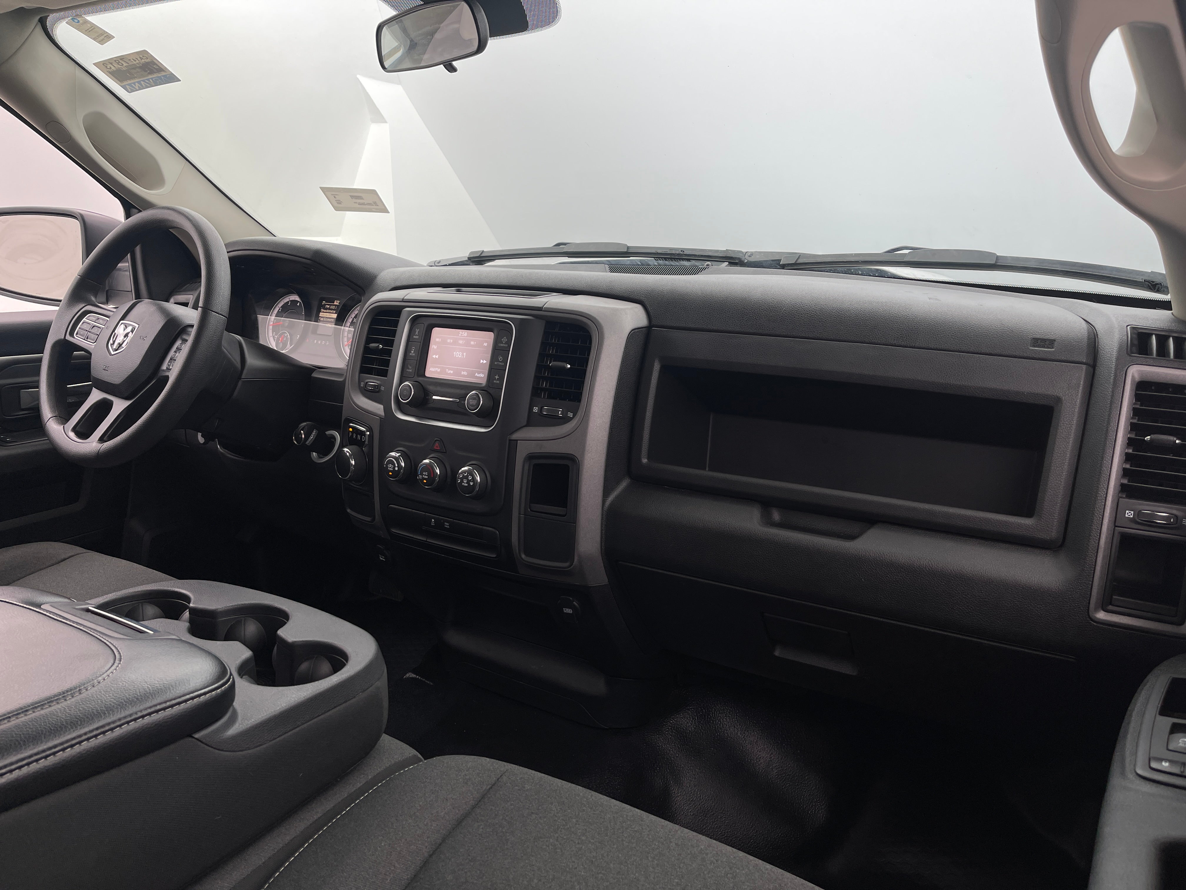 2023 RAM 1500 Classic Tradesman 3