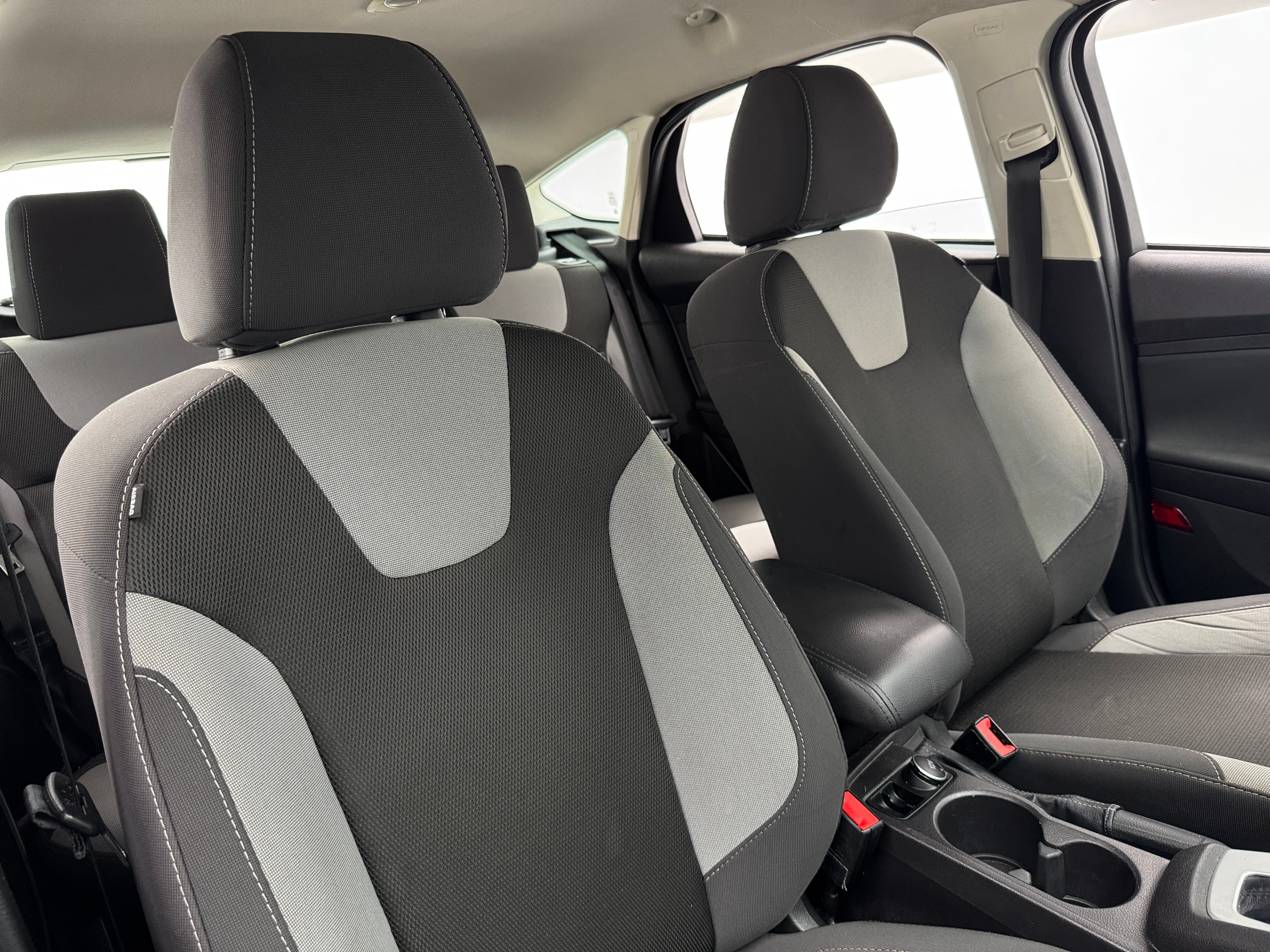 2014 Ford Focus SE 2