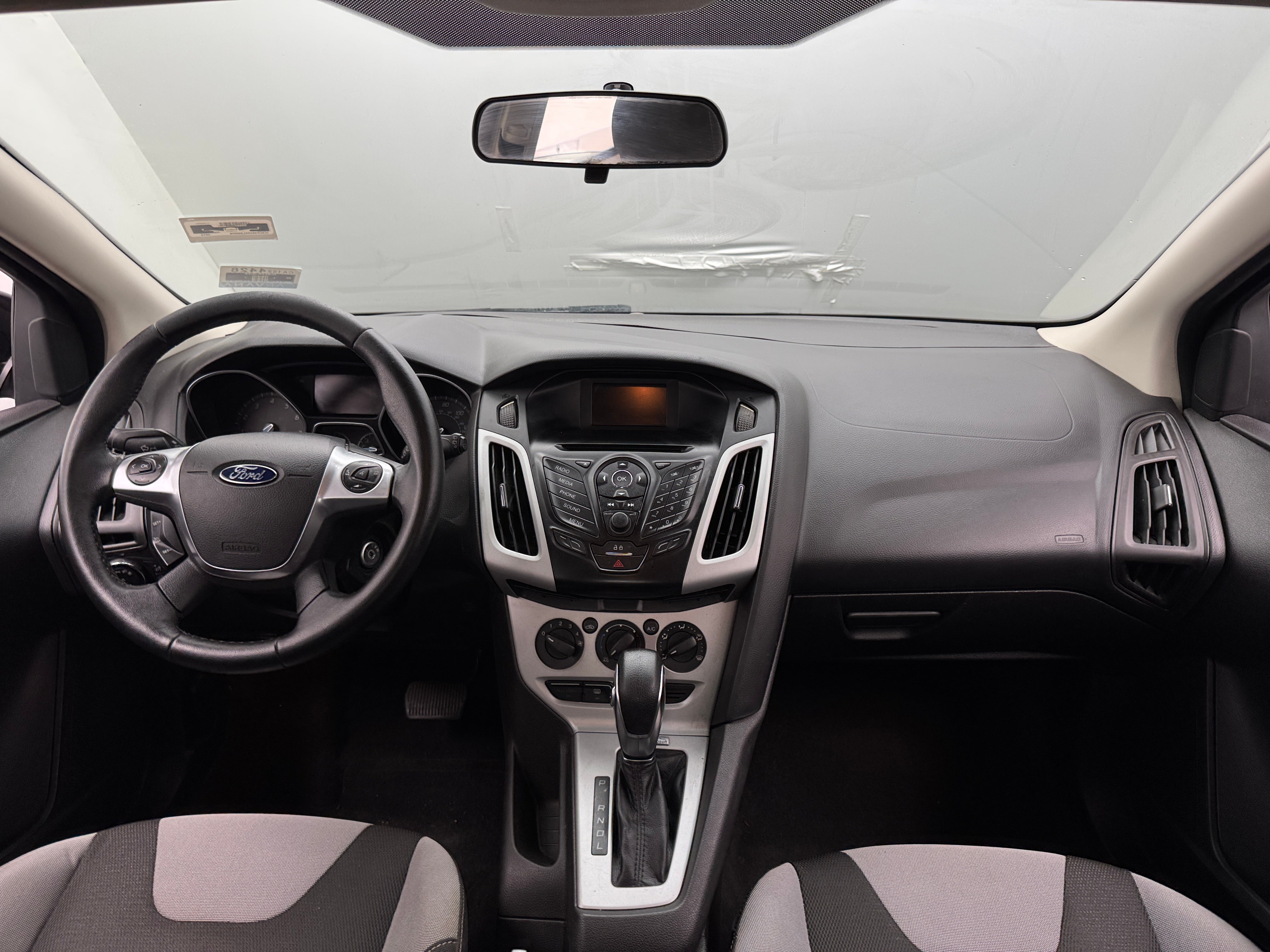 2014 Ford Focus SE 3