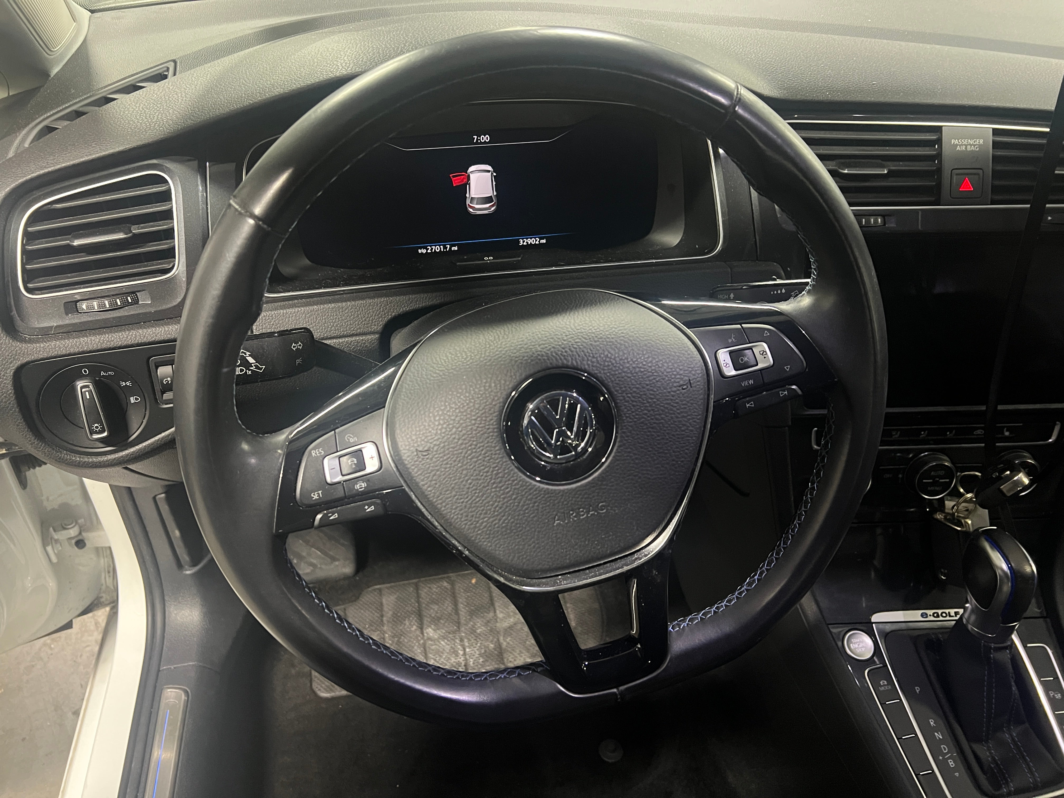 2019 Volkswagen e-Golf SEL Premium 5