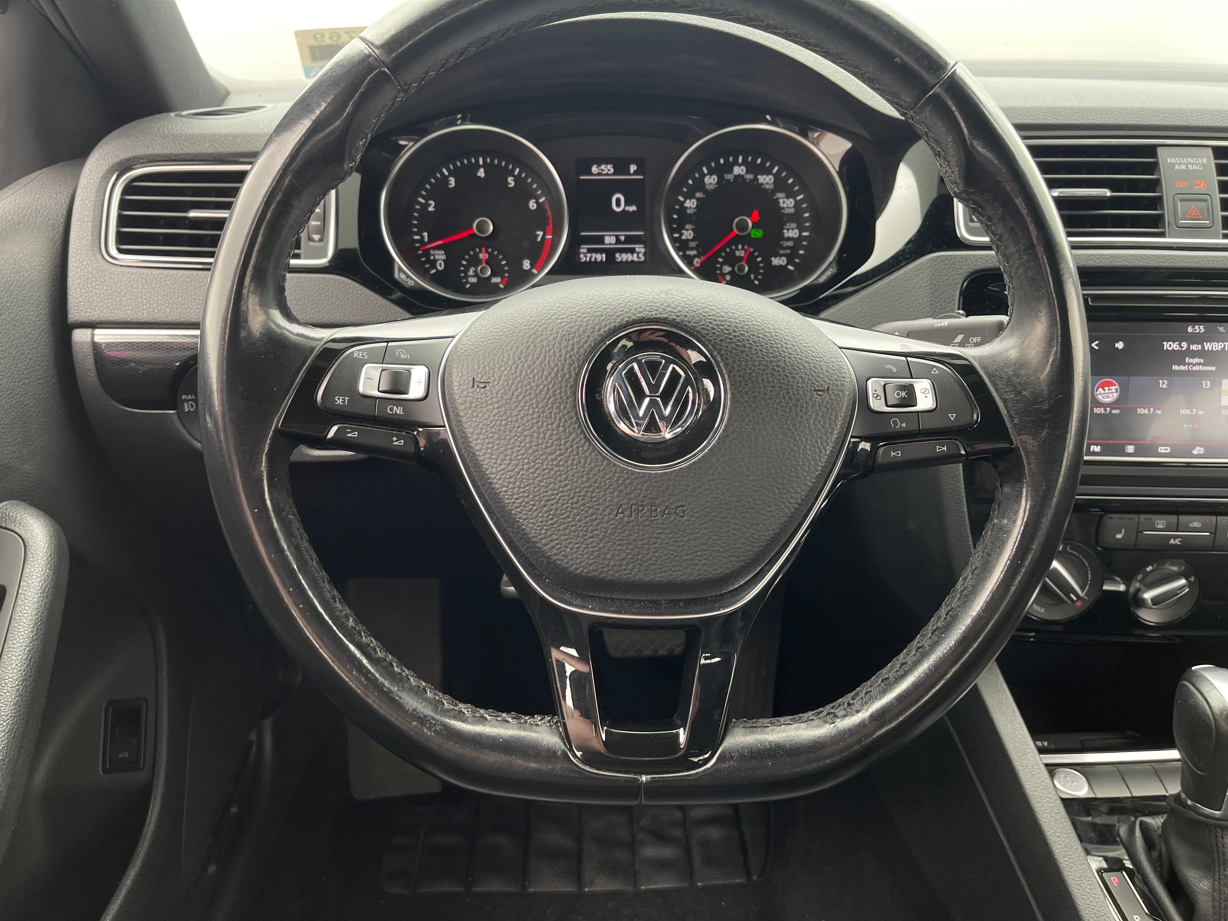 2018 Volkswagen Jetta SE Sport 5