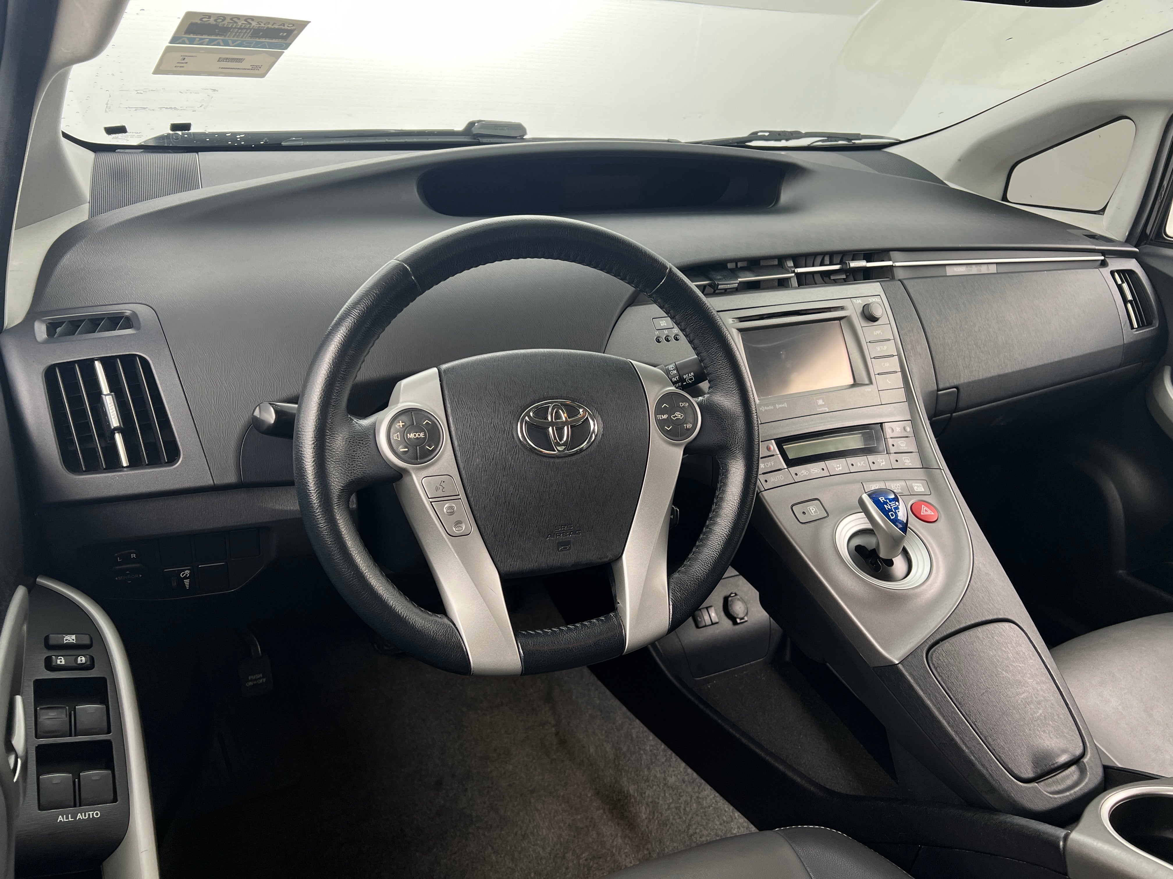 2013 Toyota Prius Four 3