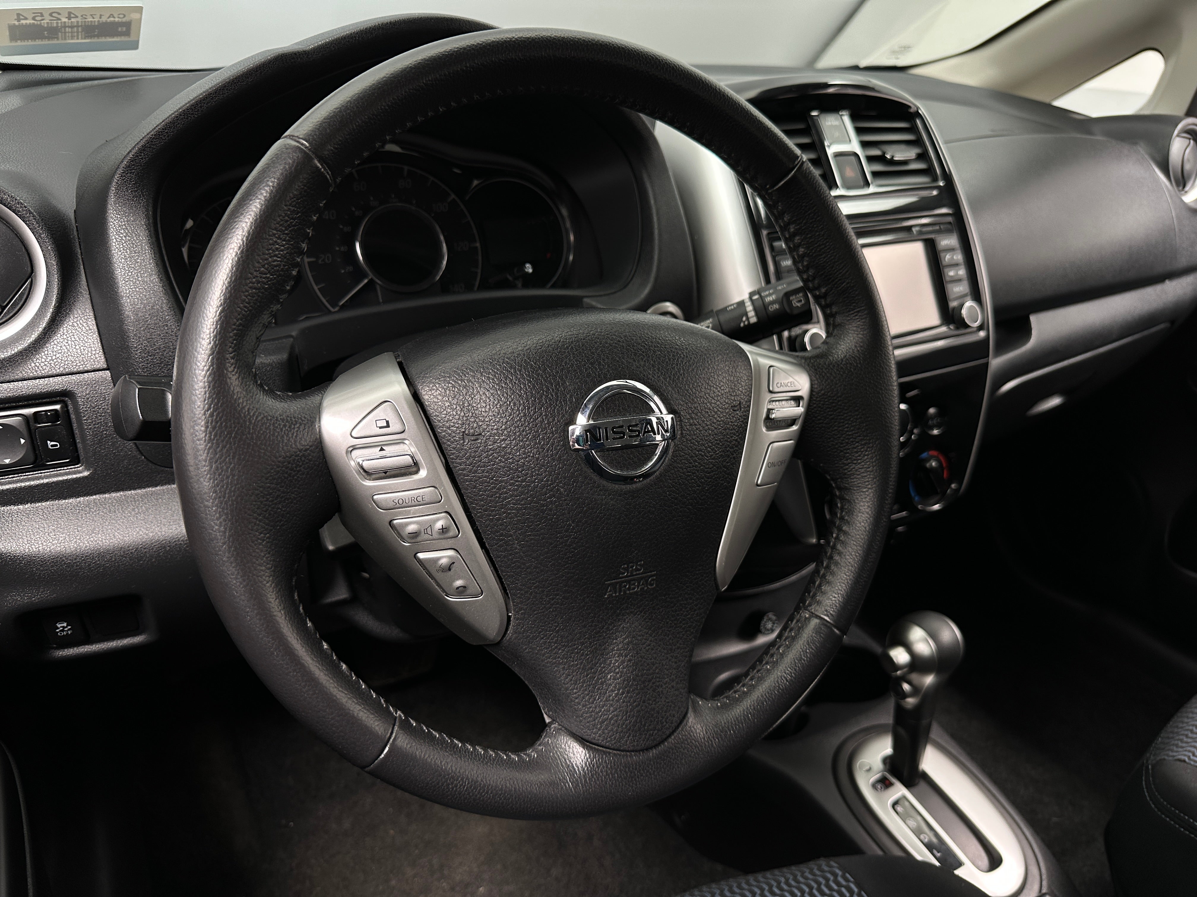 2016 Nissan Versa Note SL 5