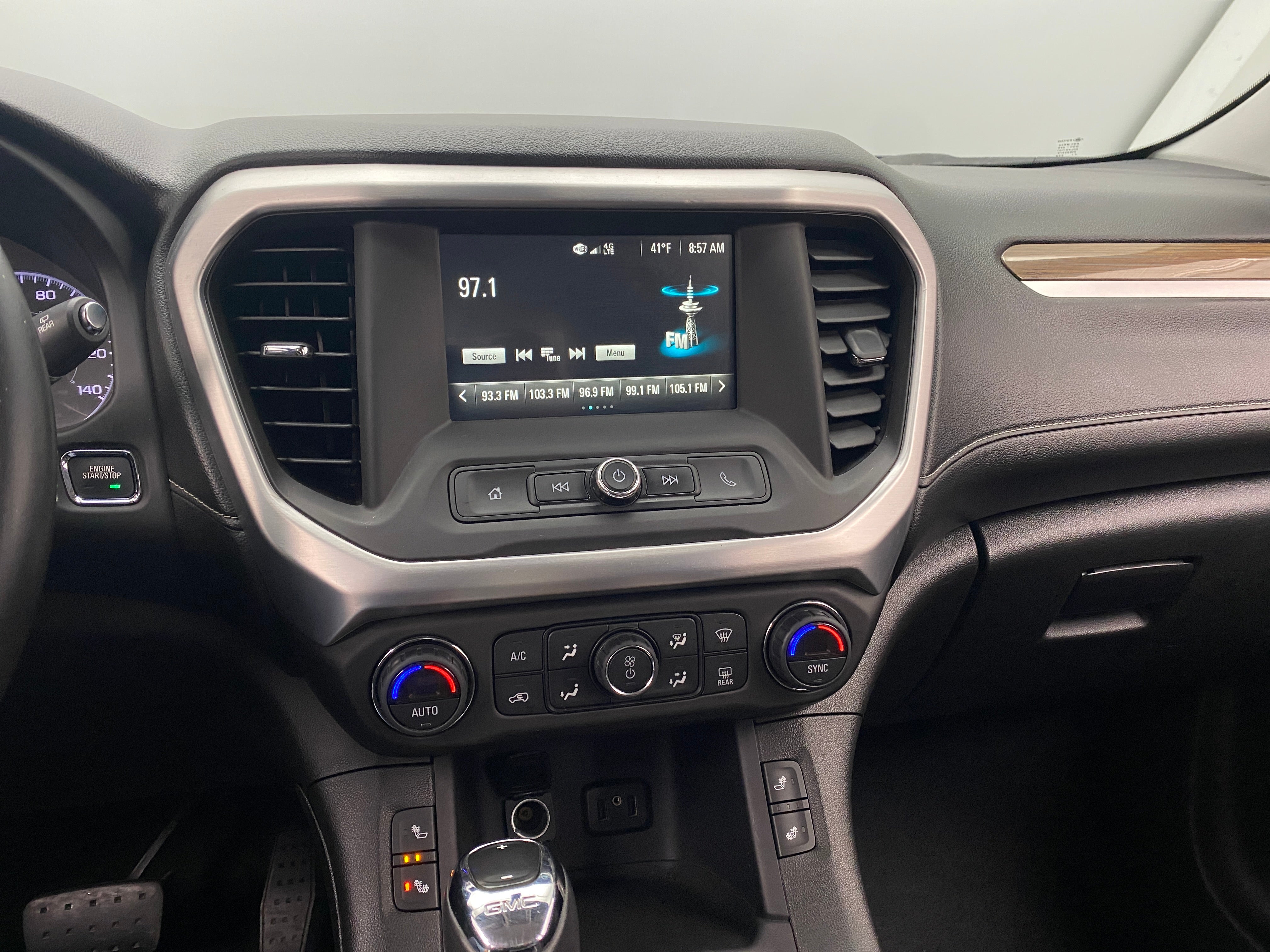 2018 GMC Acadia SLE 4