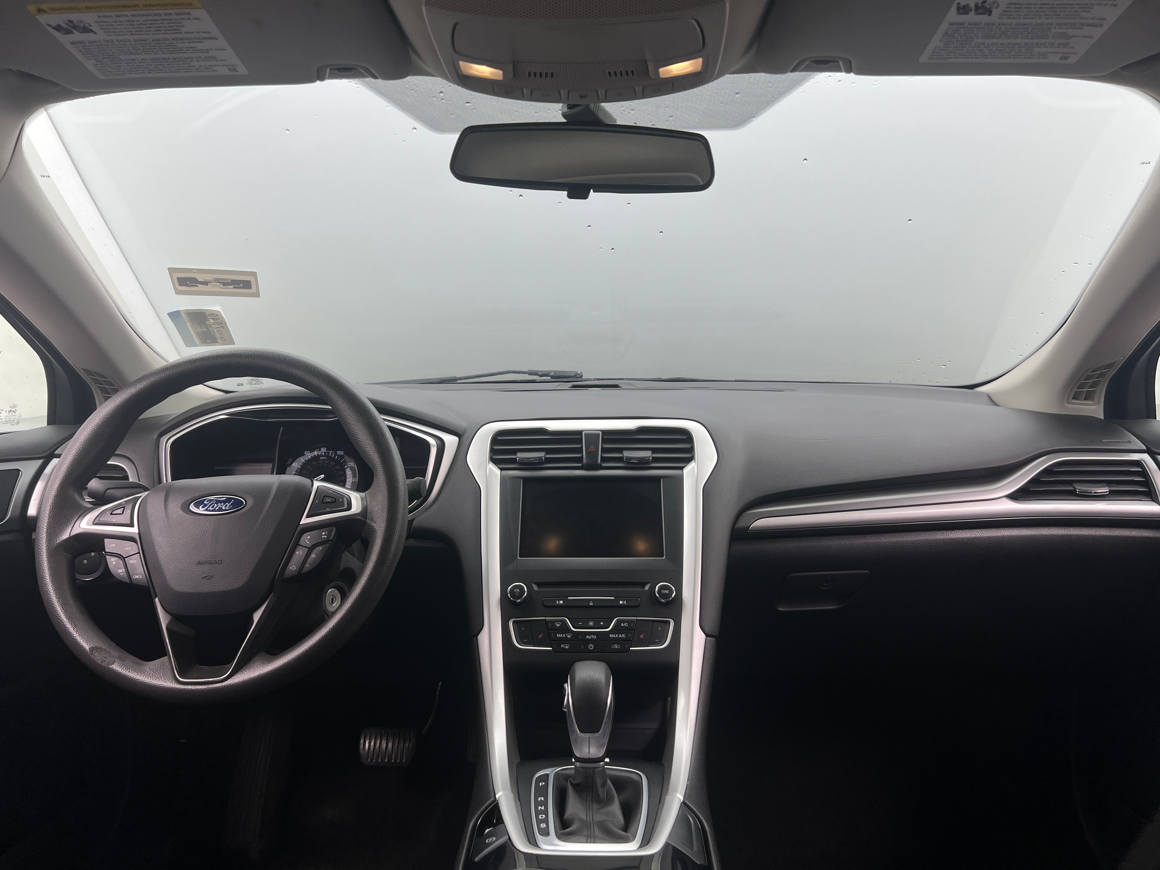 2016 Ford Fusion SE 3