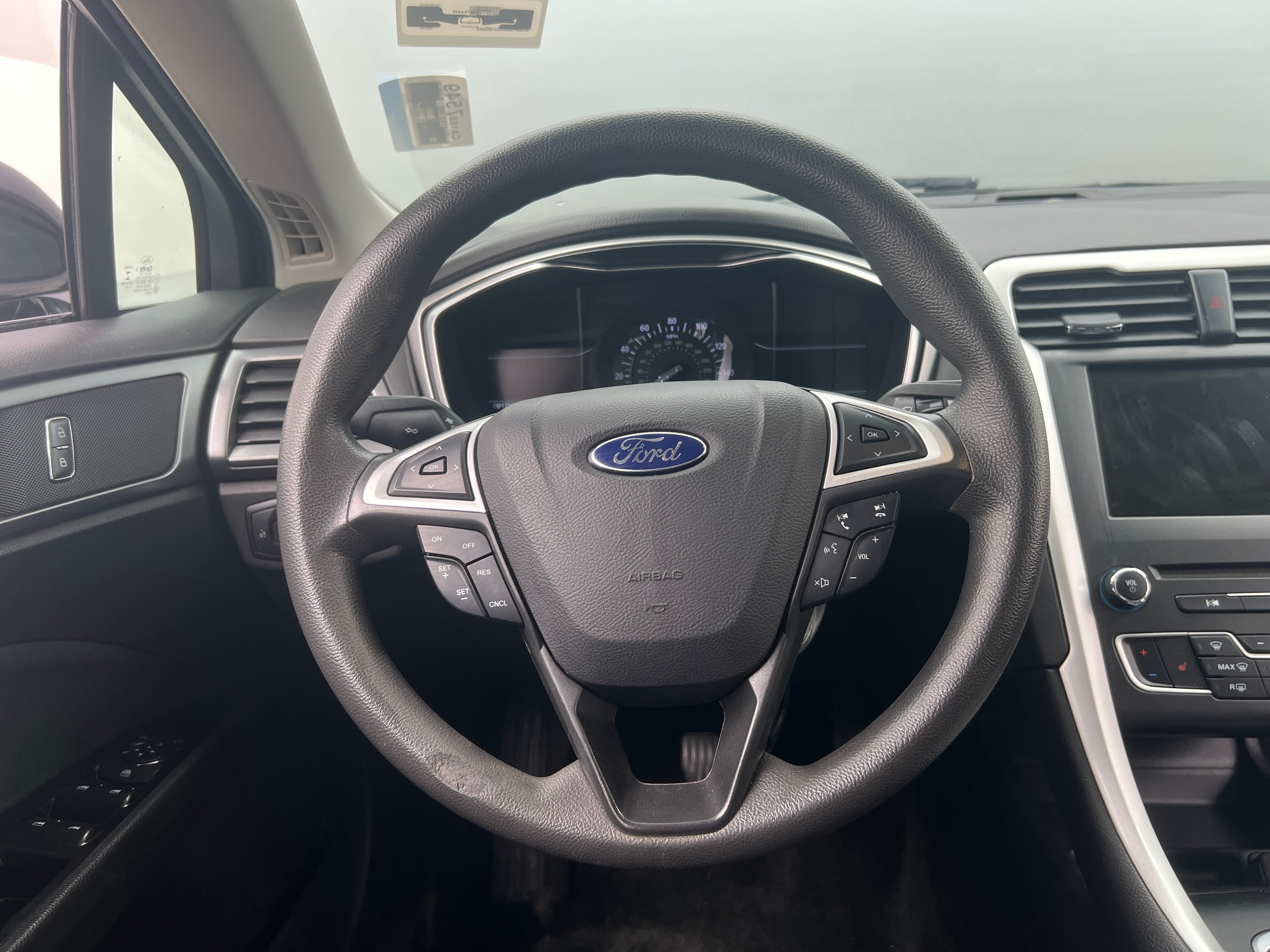 2016 Ford Fusion SE 5