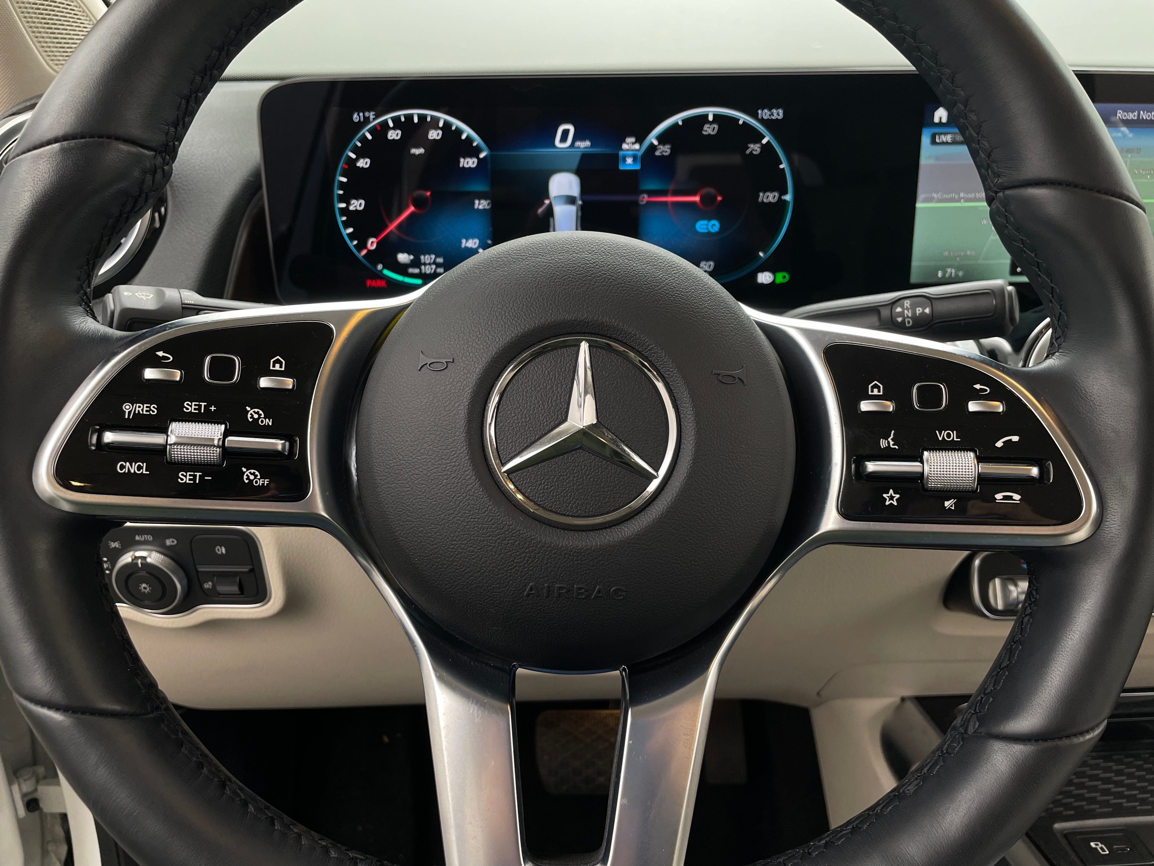 2023 Mercedes-Benz EQB 300 5