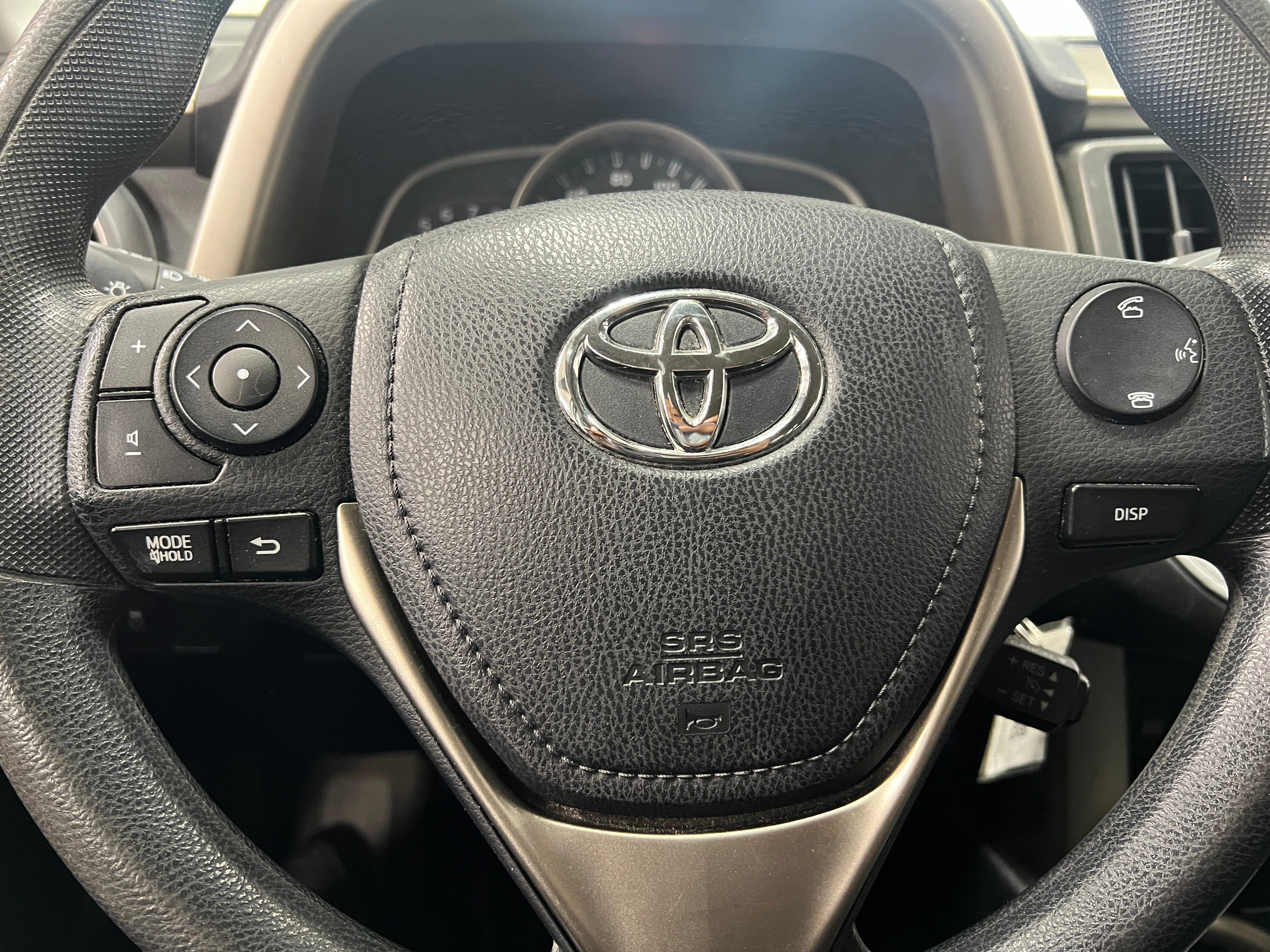 2015 Toyota RAV4 LE 5