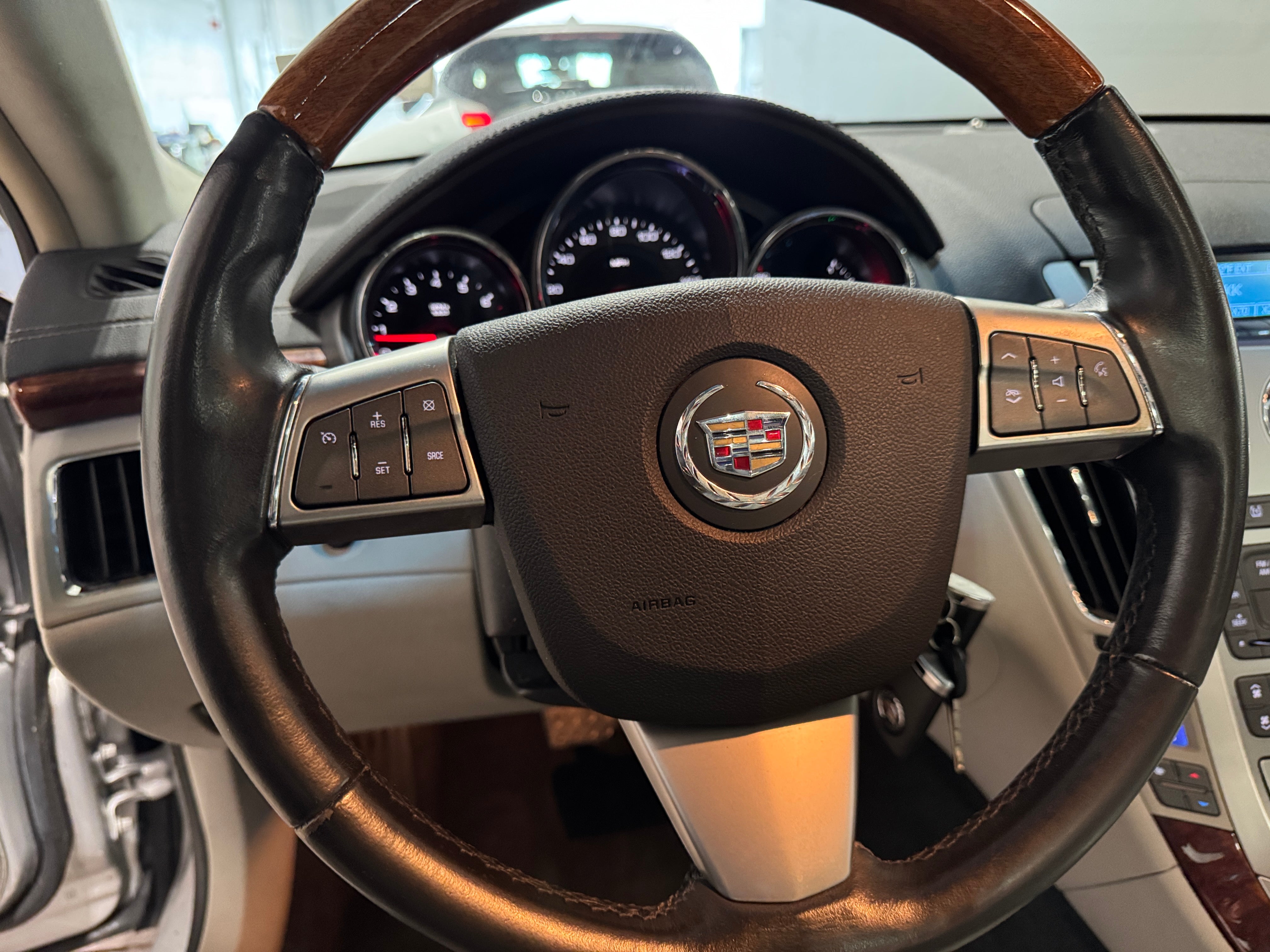 2011 Cadillac CTS Base 4