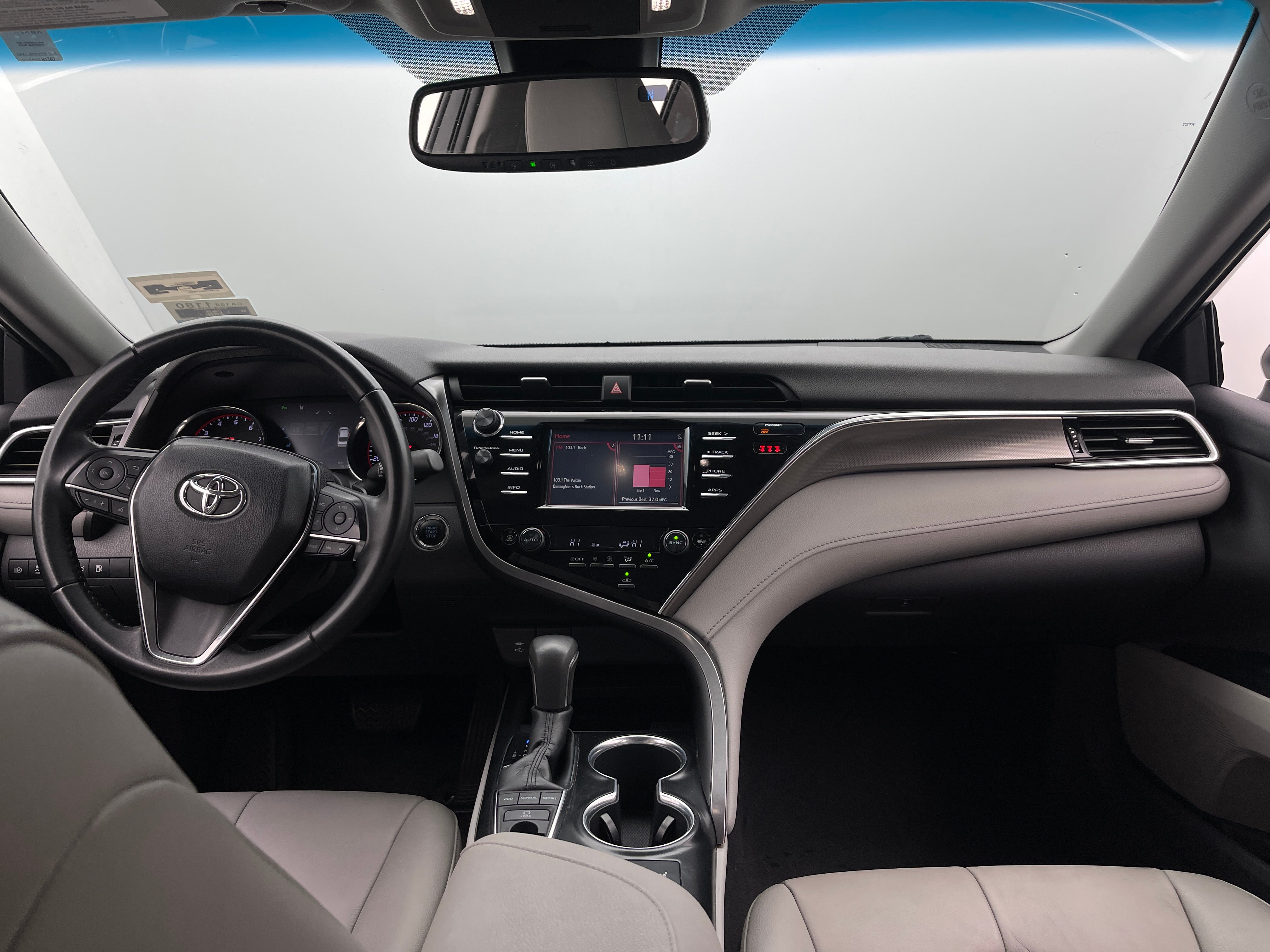 2018 Toyota Camry XSE 2