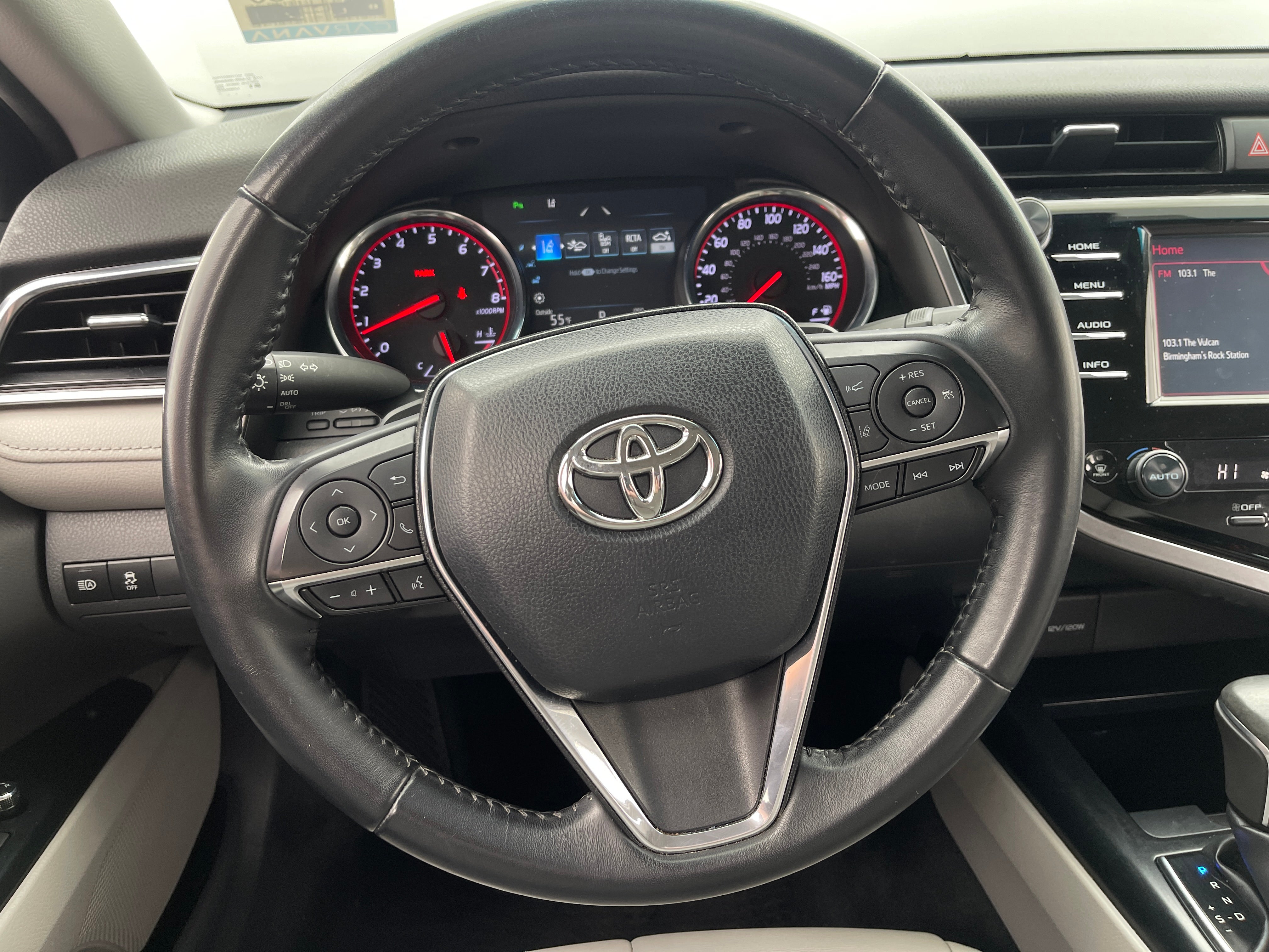 2018 Toyota Camry XSE 4