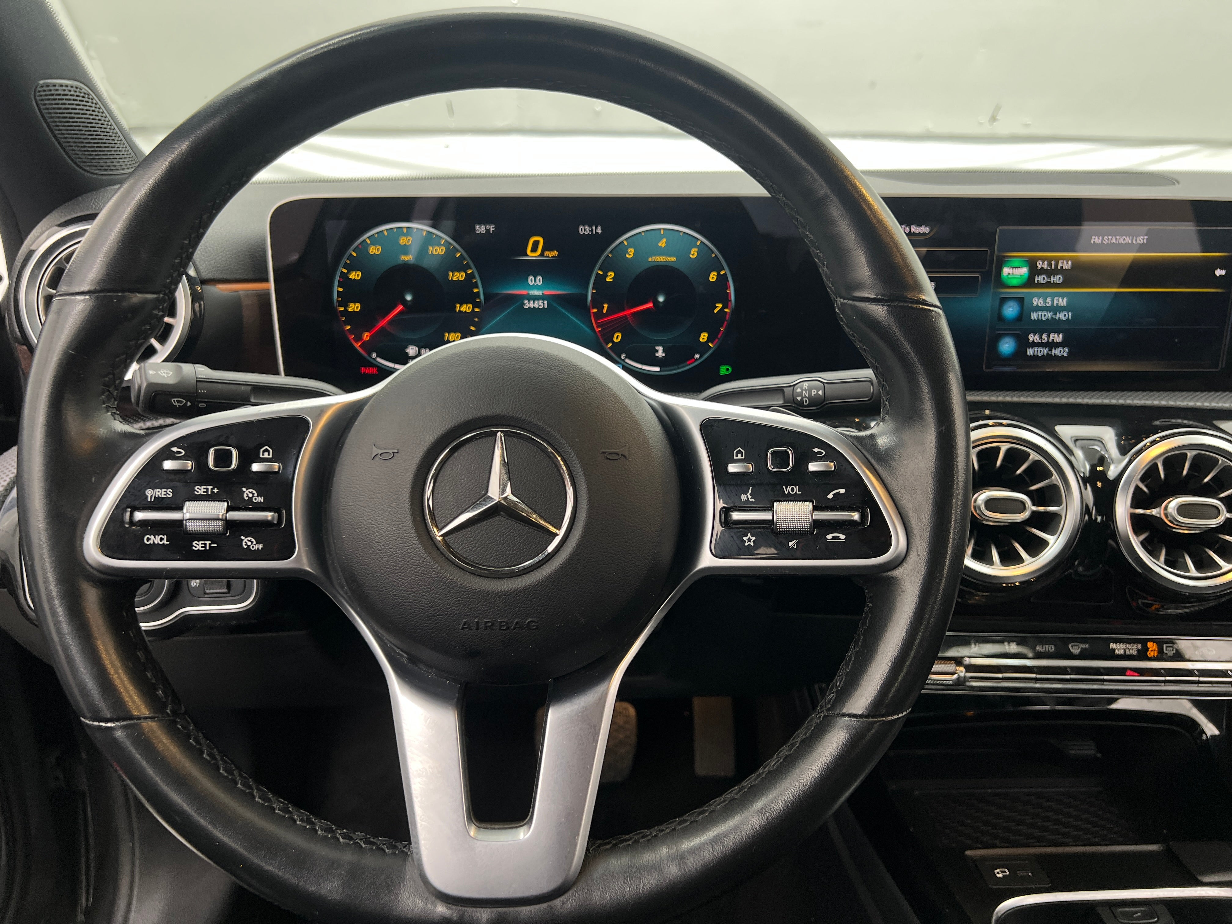 2019 Mercedes-Benz A-Class A 220 4MATIC 5