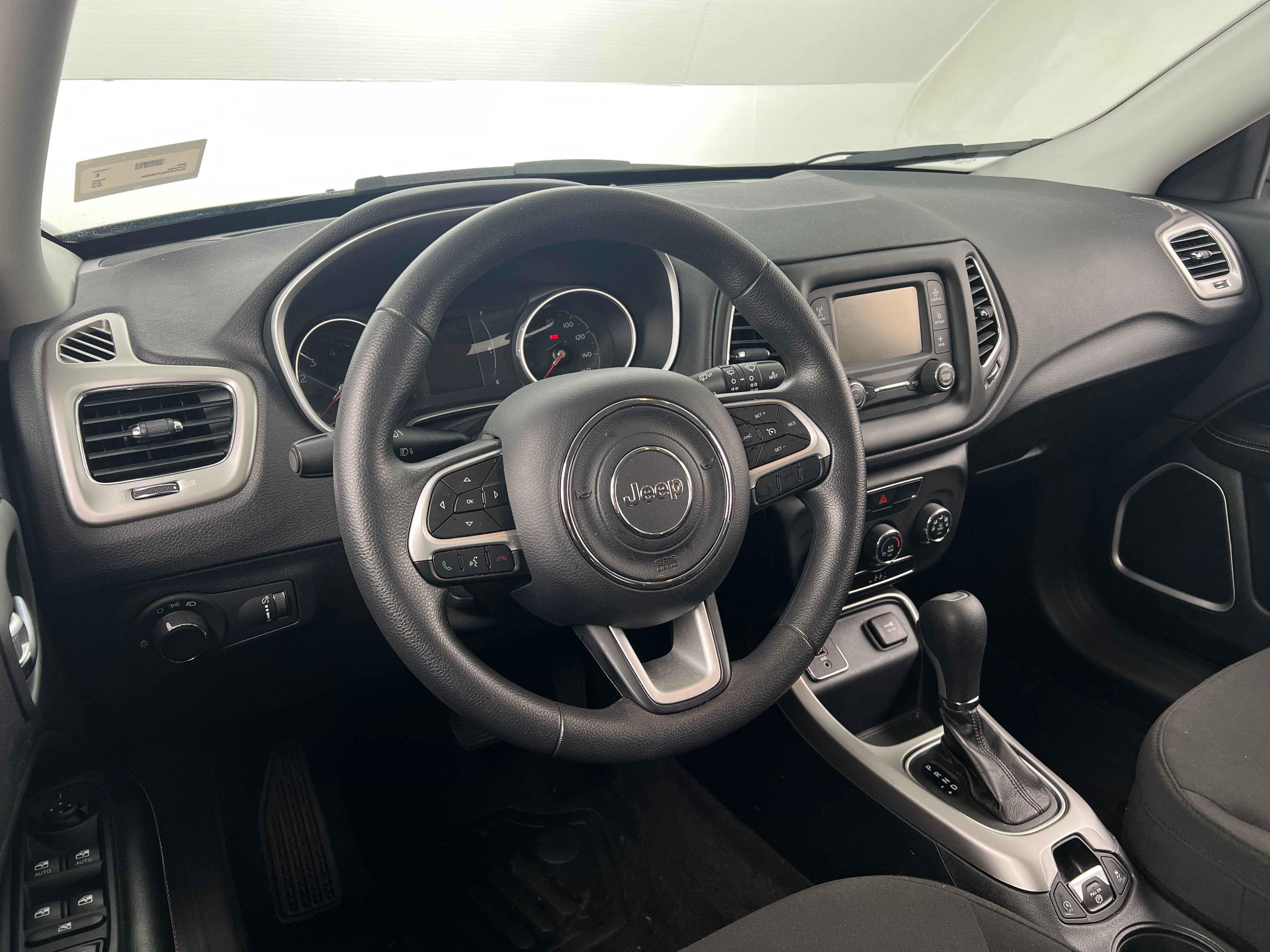 2018 Jeep Compass Sport 3