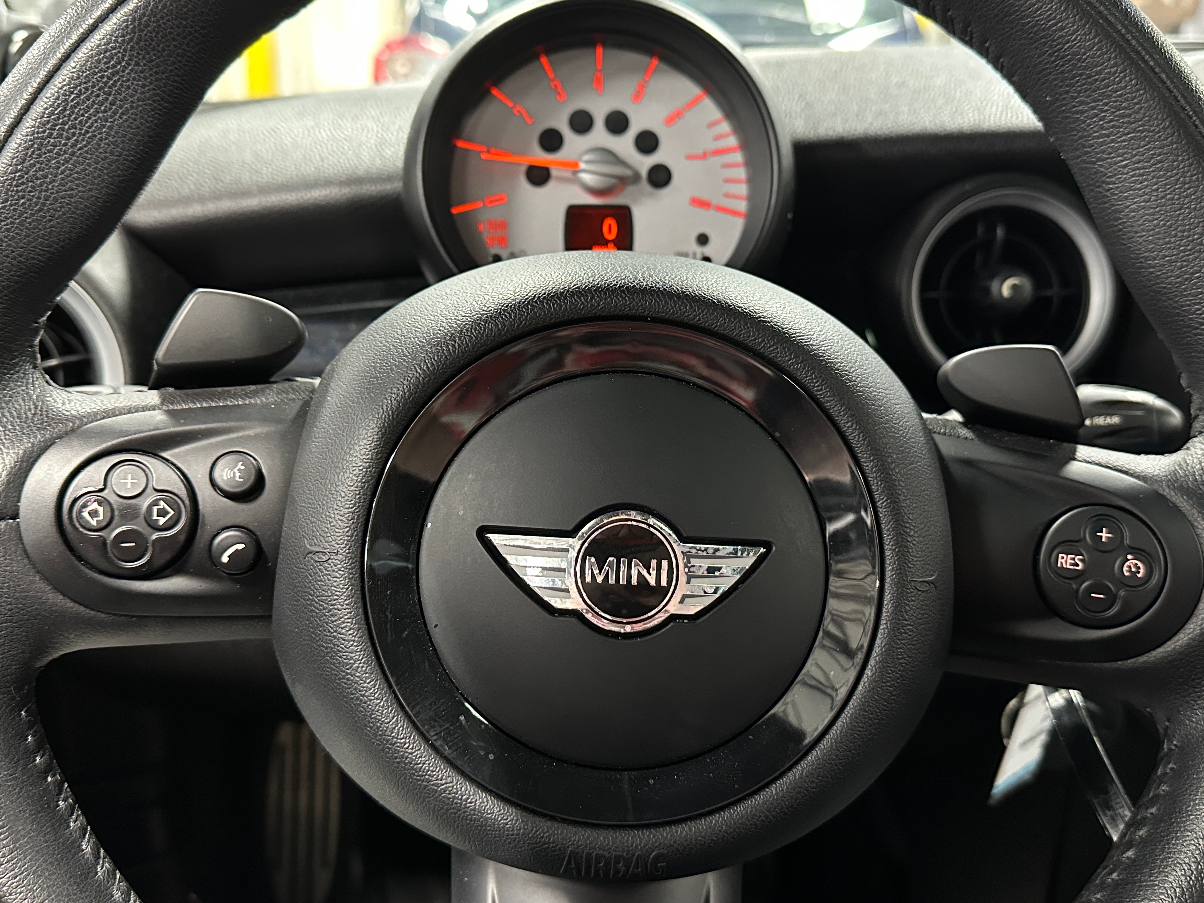 2013 MINI Cooper Hardtop S 5