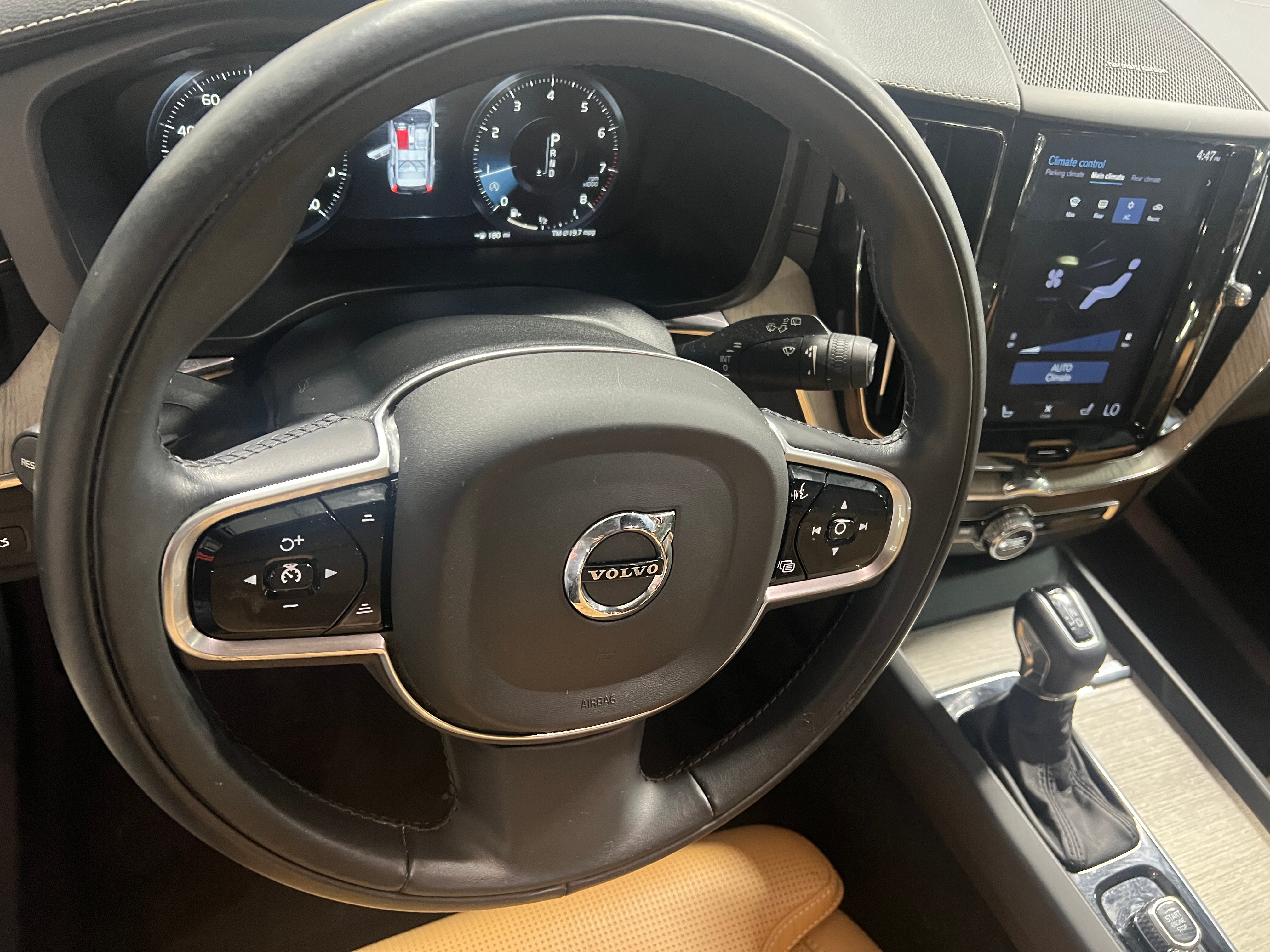 2020 Volvo XC60 T6 Inscription 5