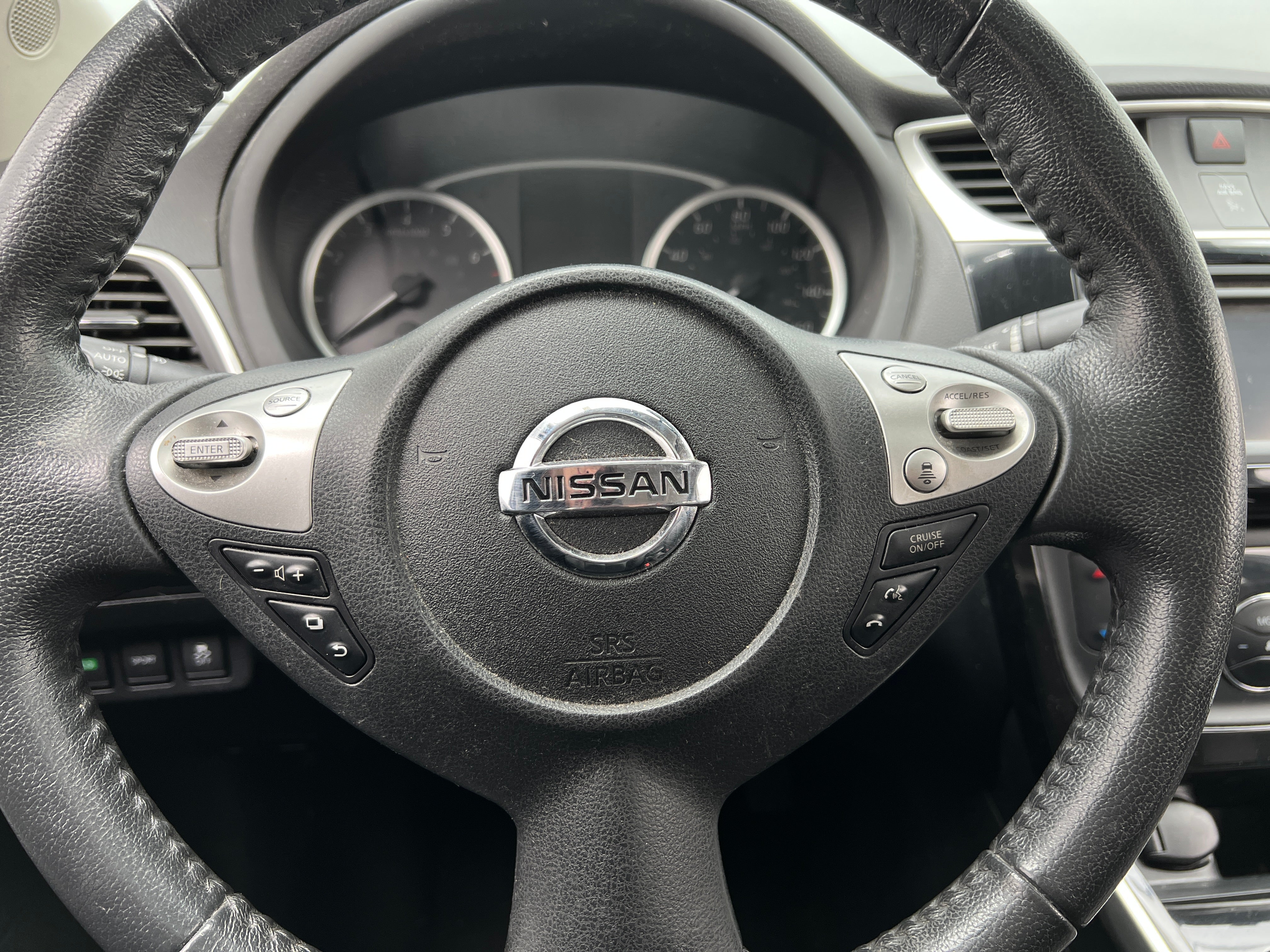 2017 Nissan Sentra SL 4