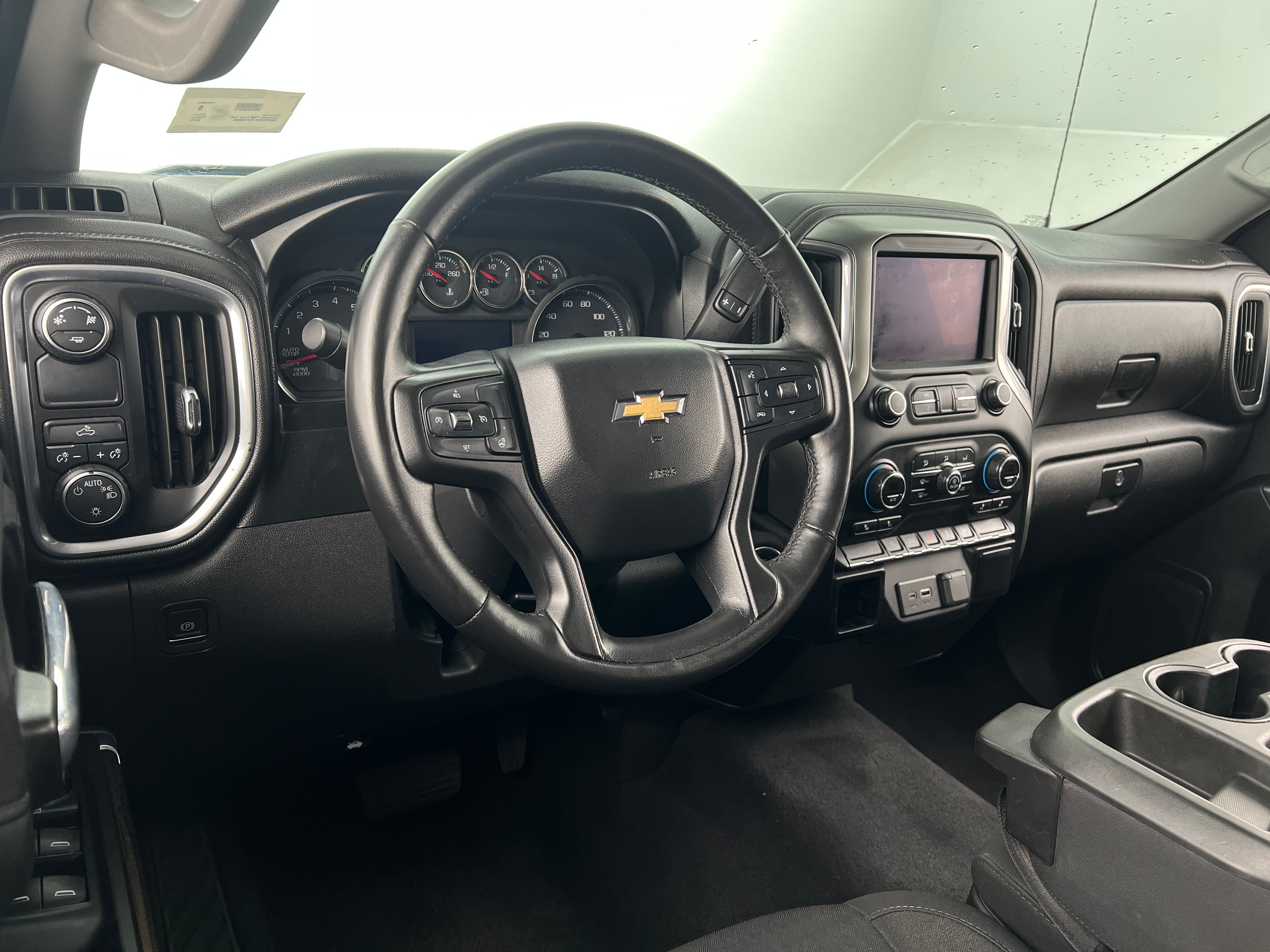 2019 Chevrolet Silverado 1500 LT 3