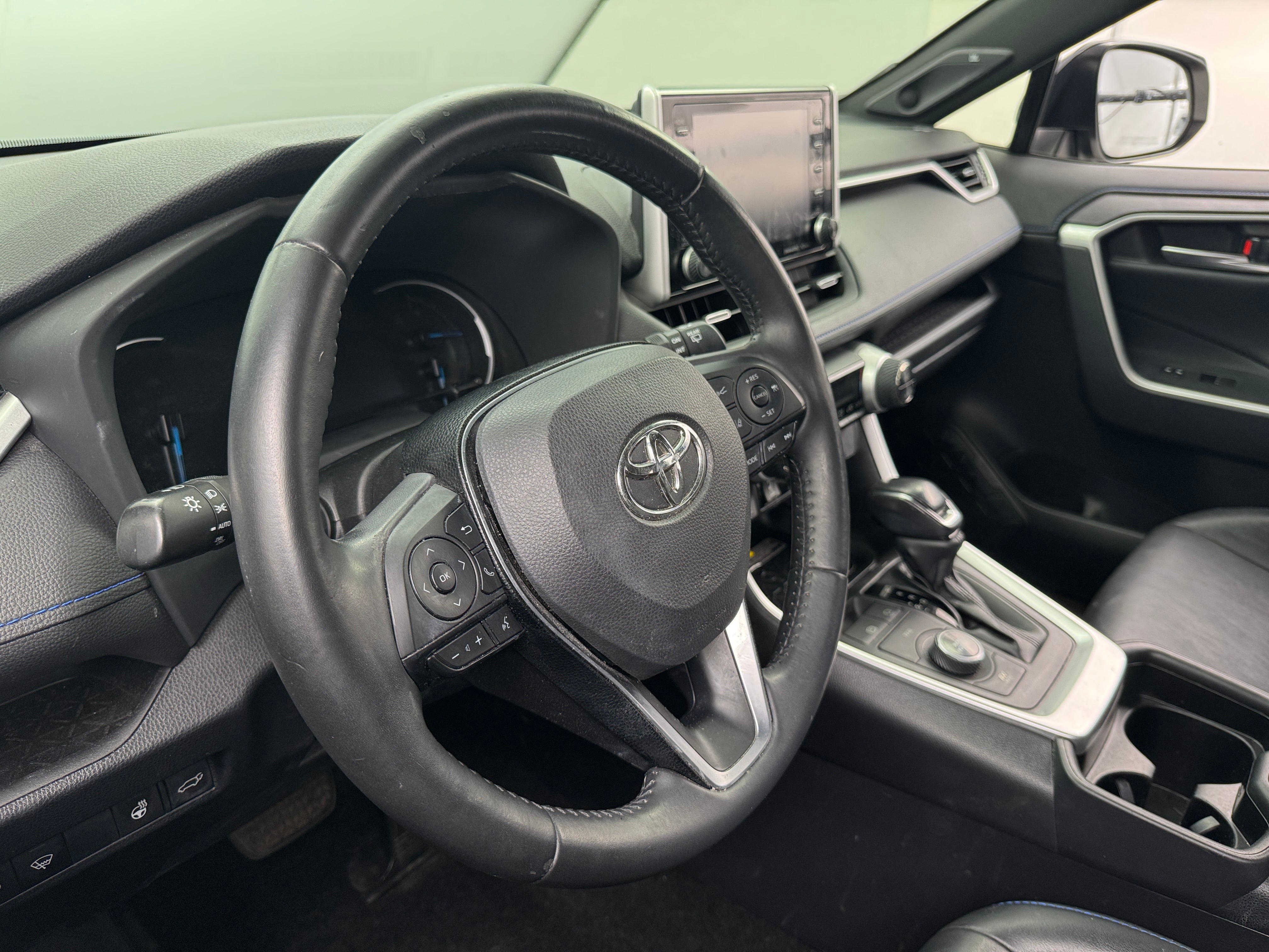 2019 Toyota RAV4 XSE 5